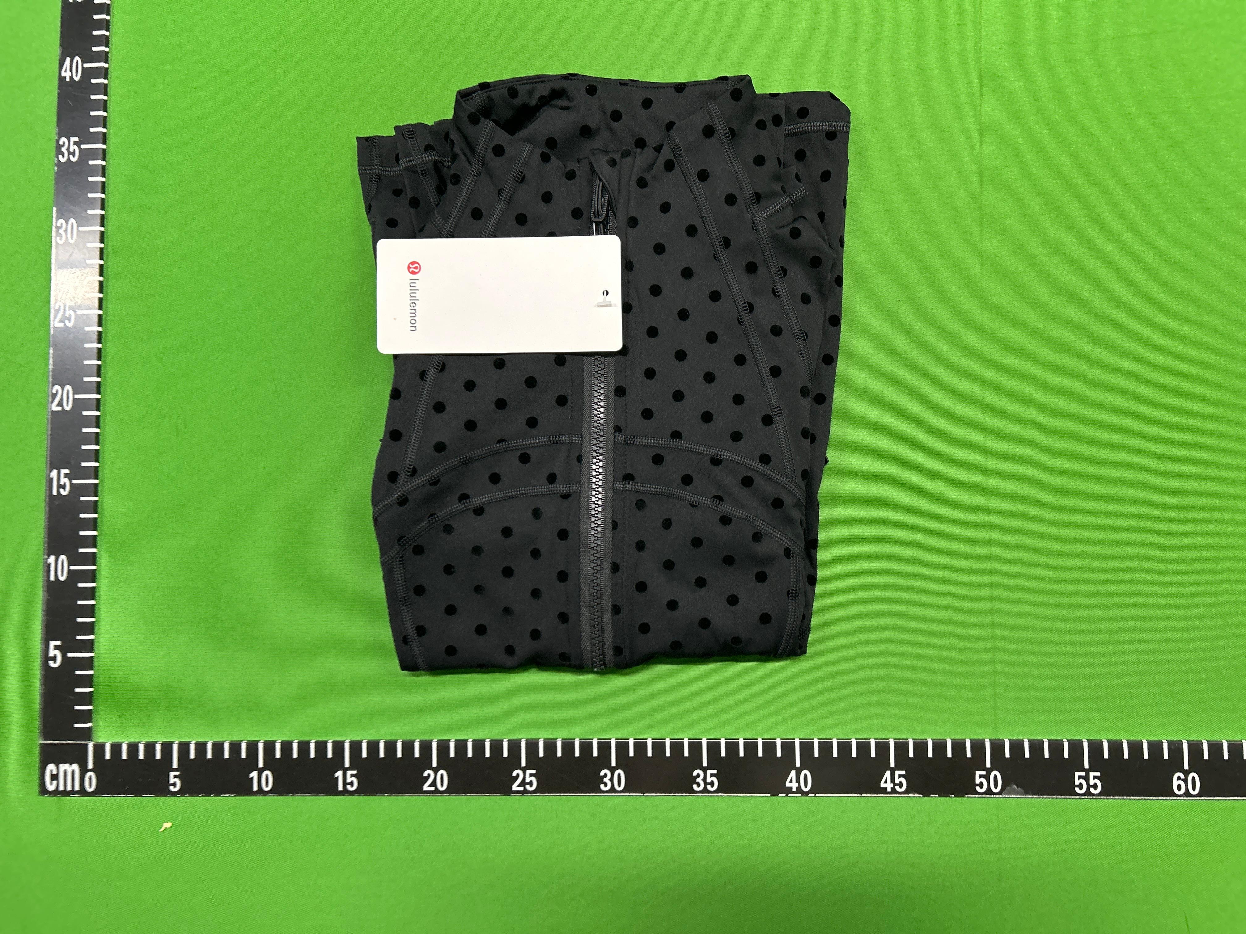 Foto QC 1 de lululemon Define Sweatshirt Cropped Stand Collar Light Blue