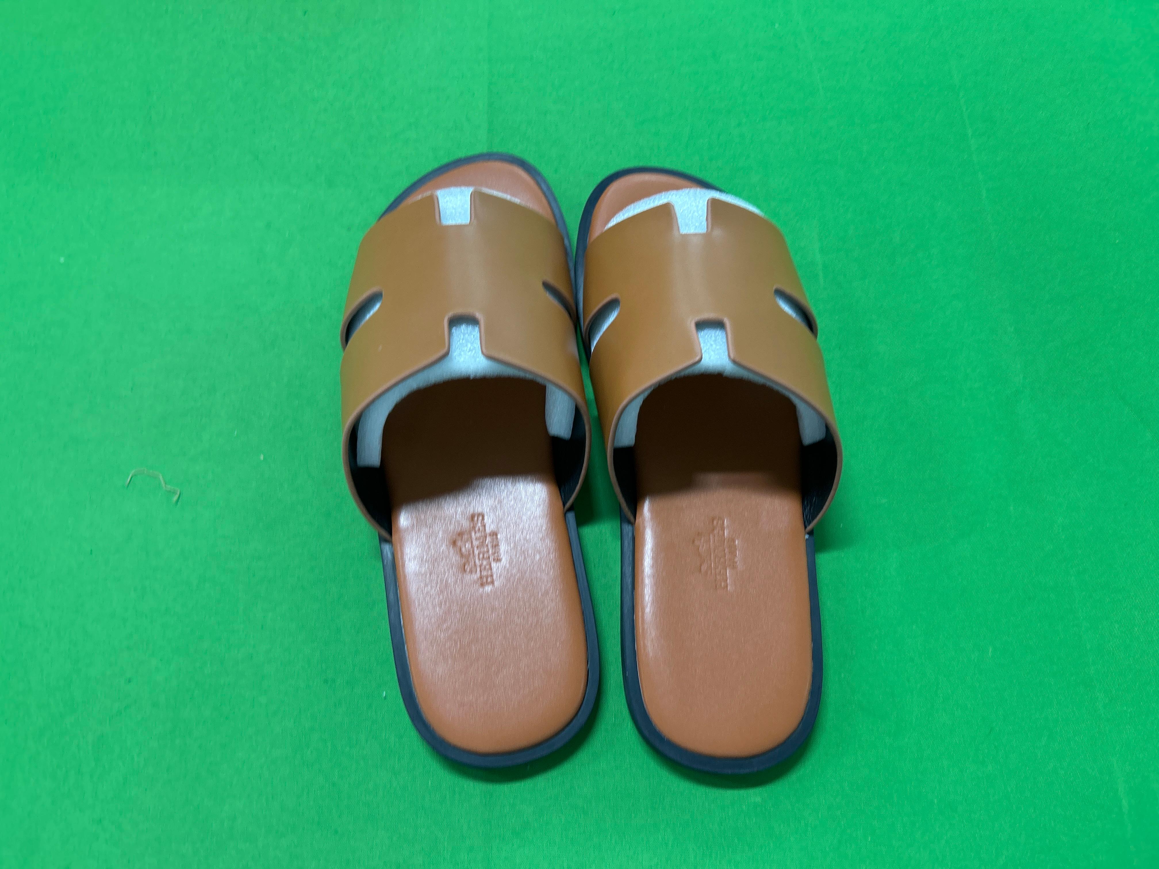 Foto QC 3 de Hermes Izmir Epsom Leather Sandals Navy Blue