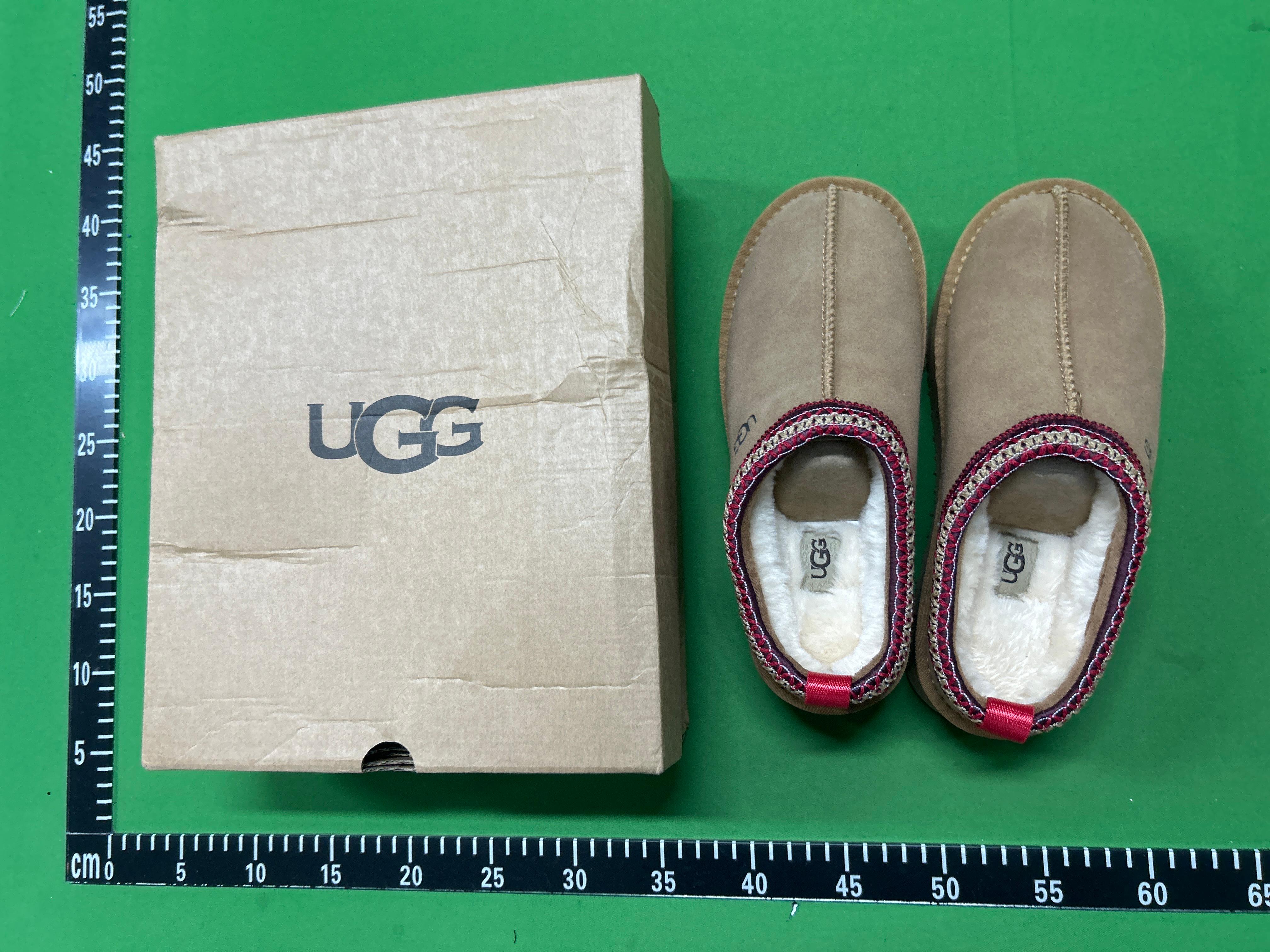 Foto QC 2 de UGG Lowmel Suede Chestnut