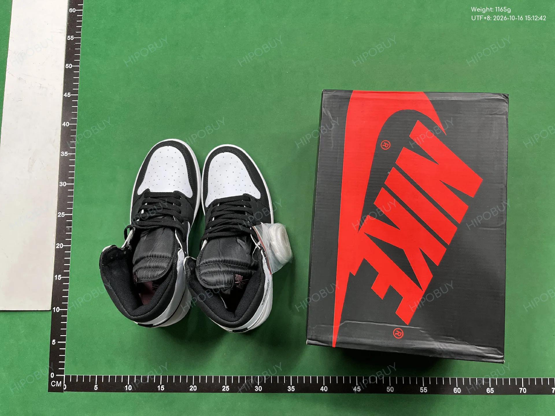 Foto QC 1 de Jordan 1 Retro High OG Rookie of the Year 555088-700