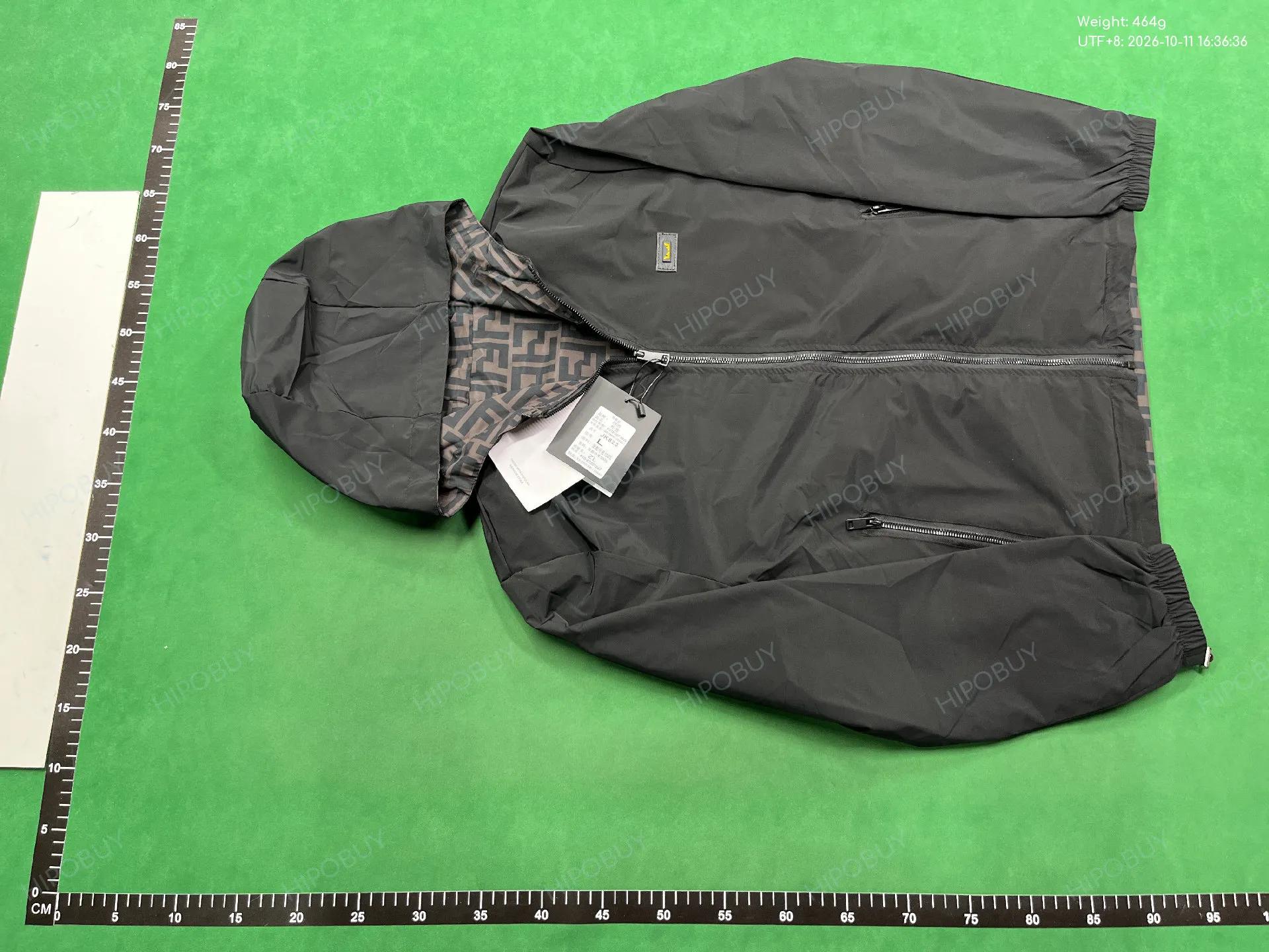Foto QC 6 de Fendi FF Motif Hooded Jacket Reversible Black