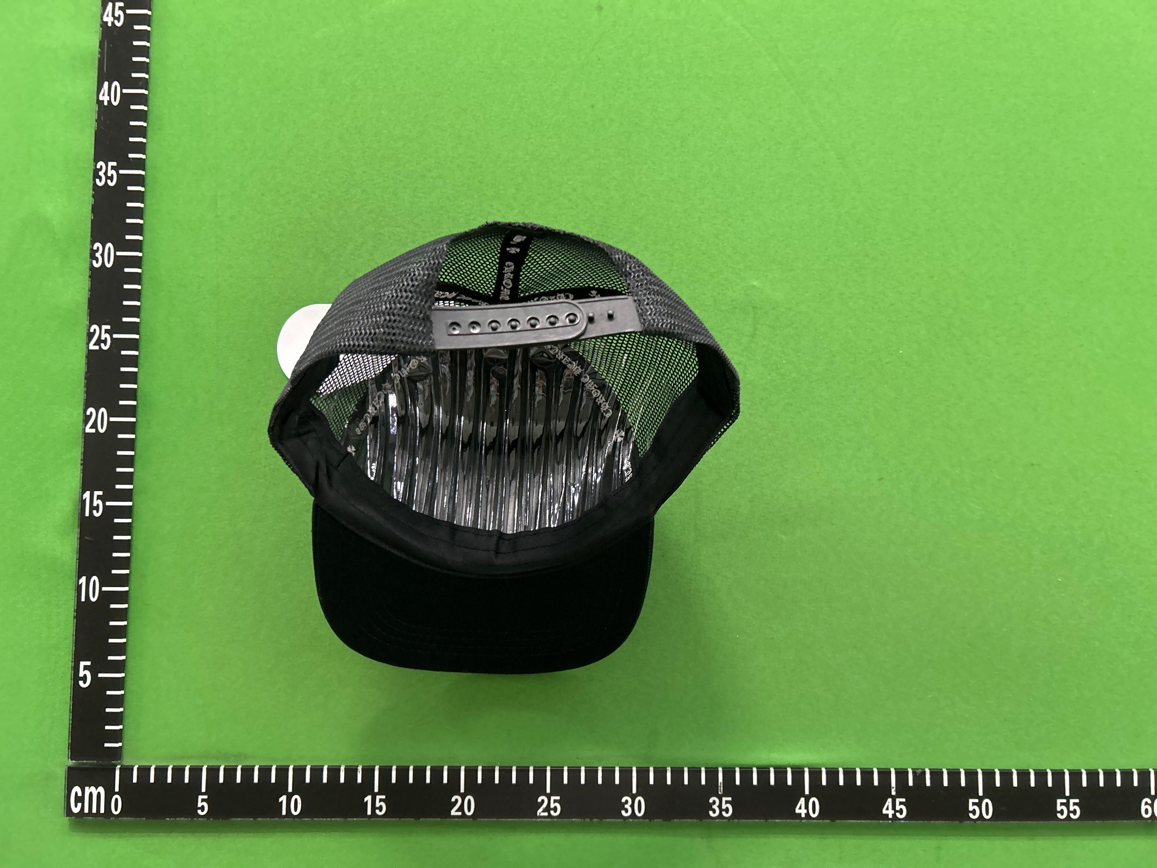 Foto QC 2 de Chrome Hearts Triple Cross Trucker Hat Black/White