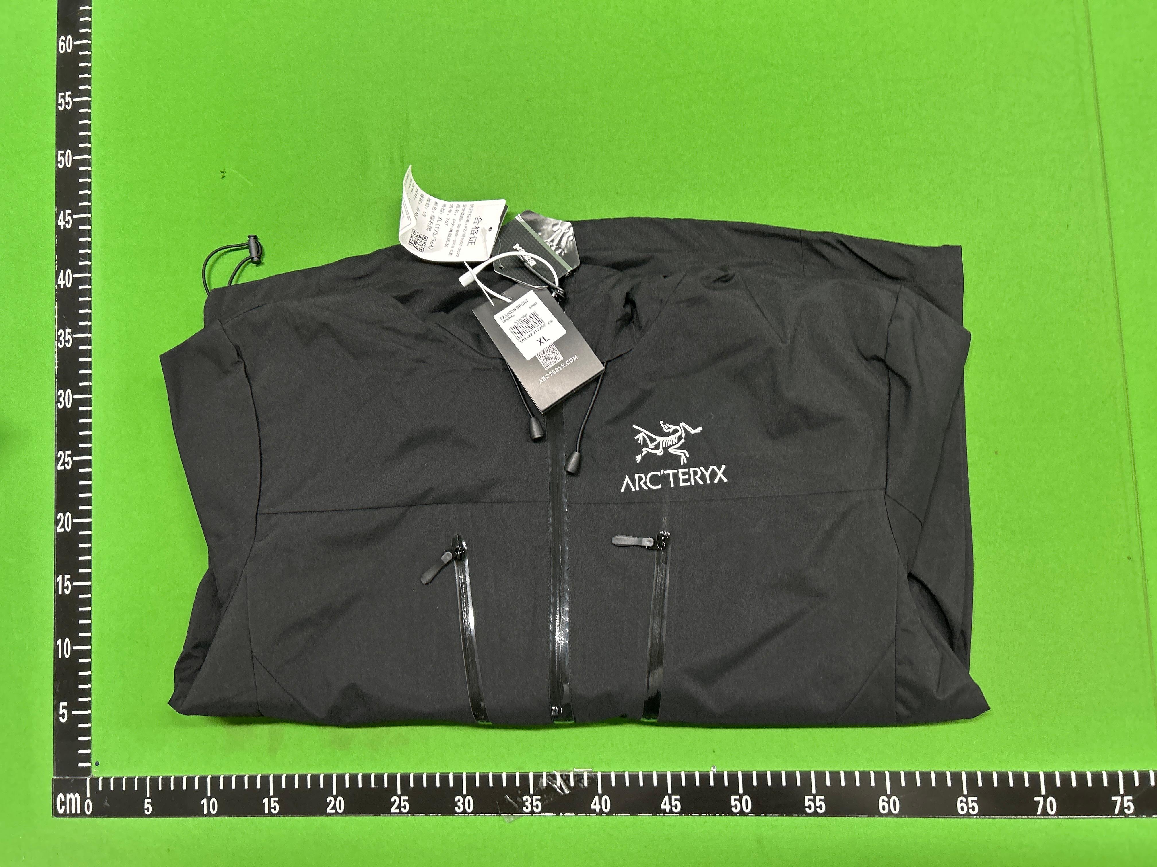 Foto QC 8 de Arc'teryx Puffer Vest Black