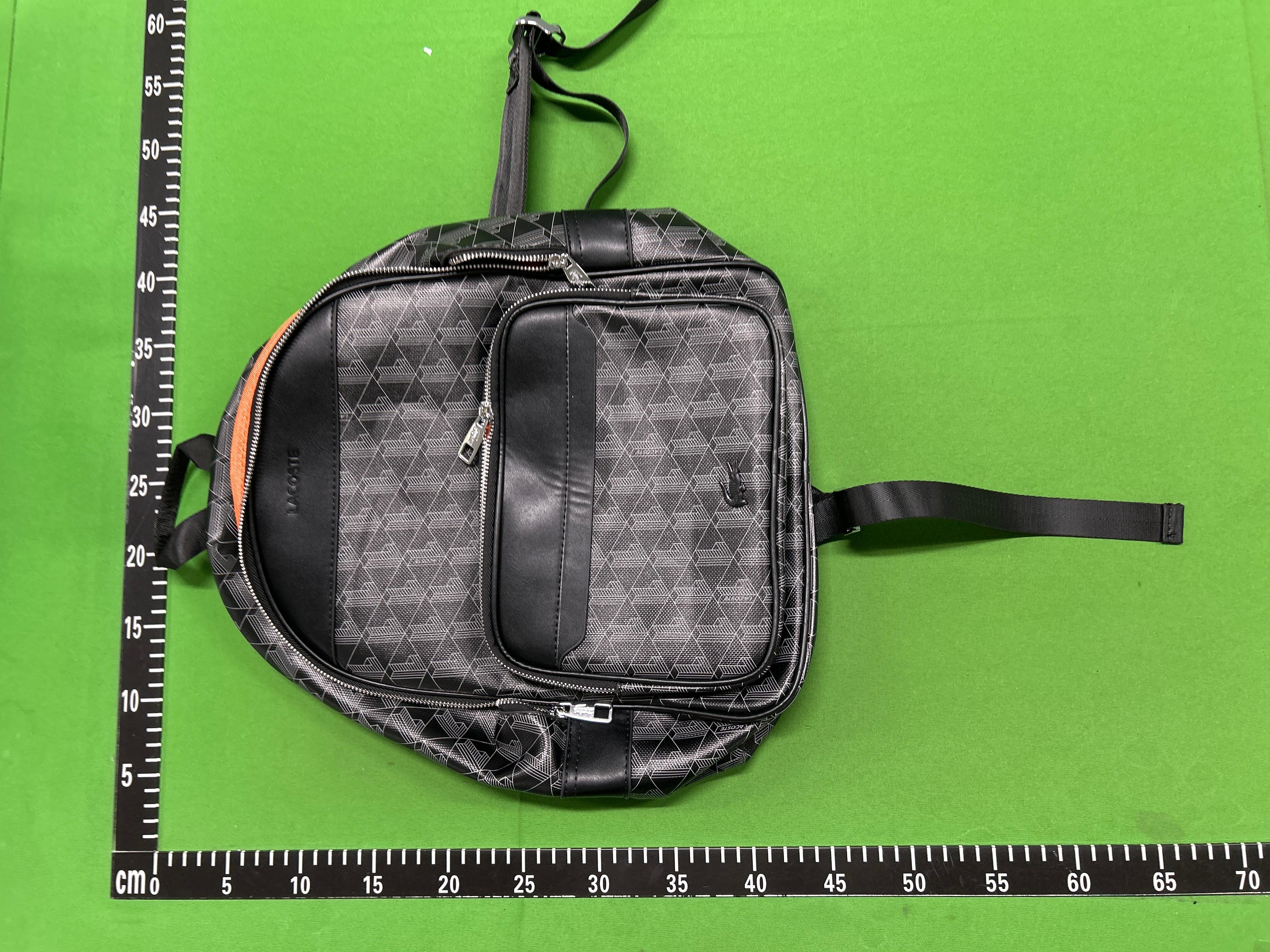 Foto QC 1 de Lacoste The Blend Monogram Backpack Black Canvas