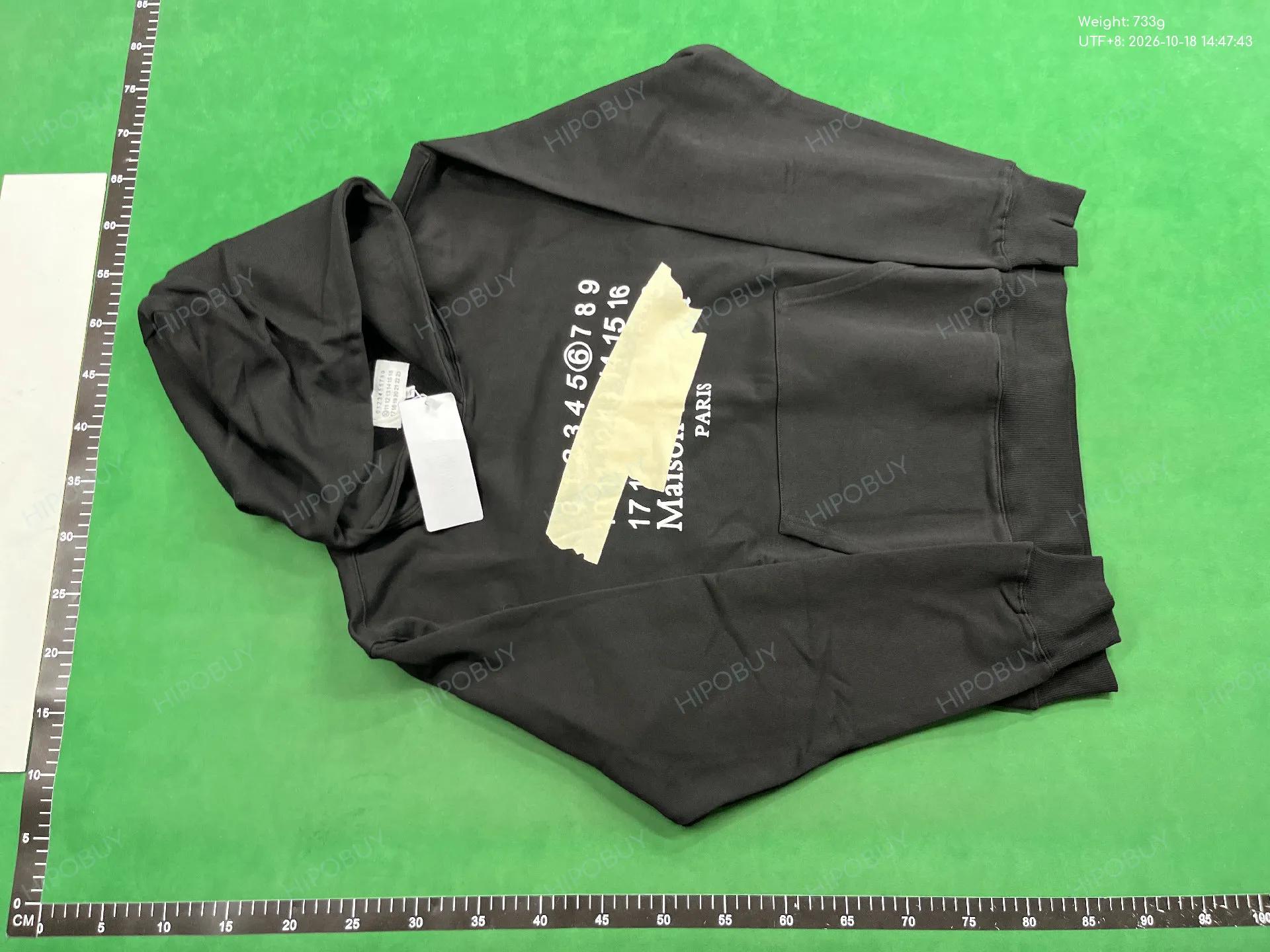 Foto QC 6 de Maison Margiela Logo Print Hoodie Sweater Black