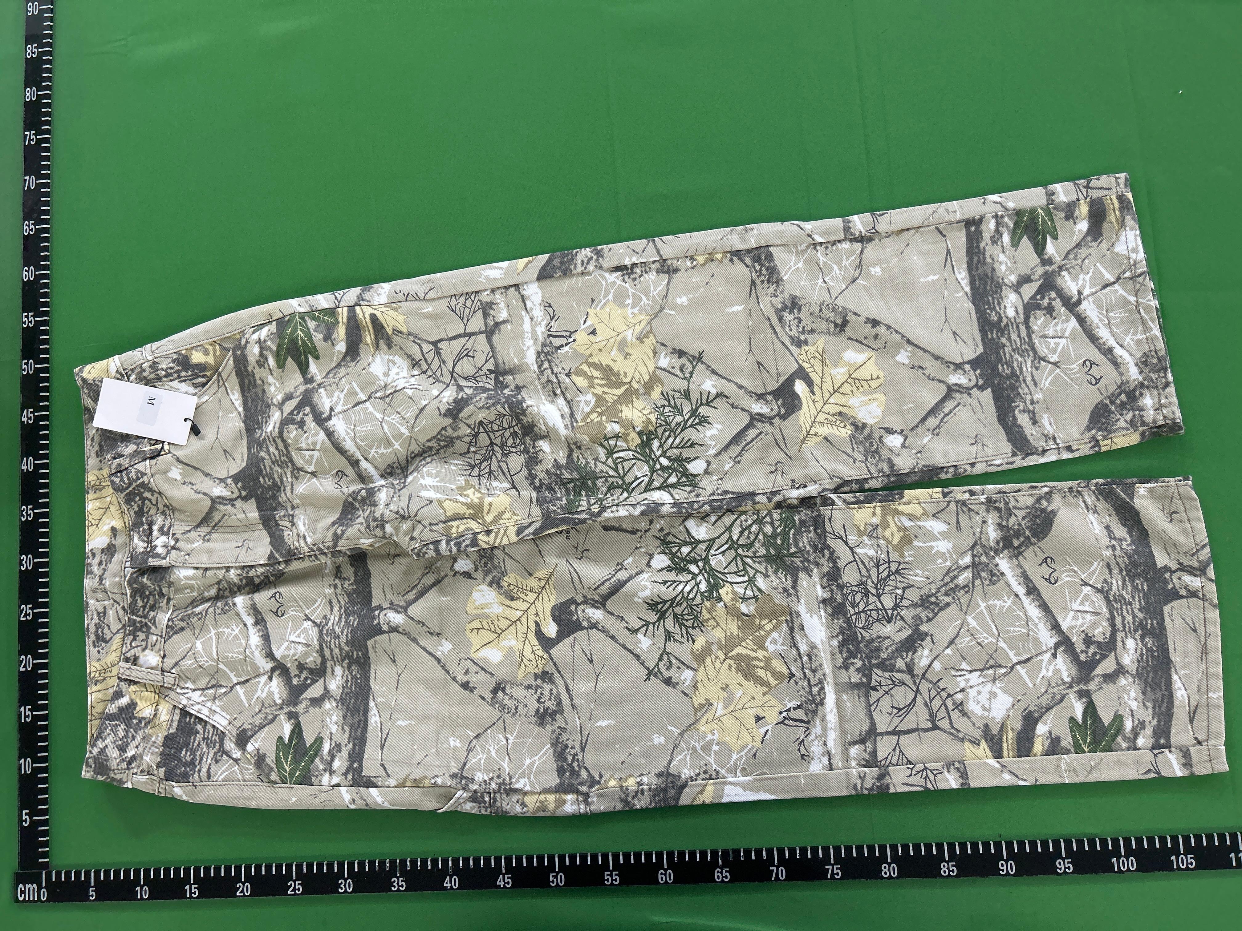 Foto QC 3 de Carhartt Jeans Wide-Leg Straight Washed Tree Camo