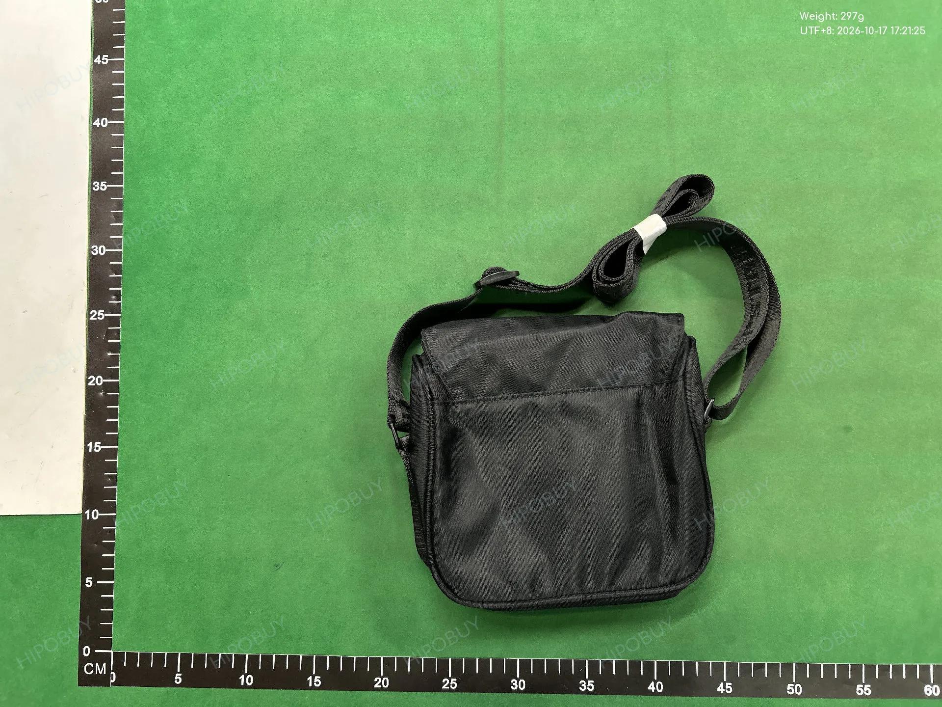 Foto QC 6 de Trapstar Irongate T Crossbody Bag Black Snakeskin