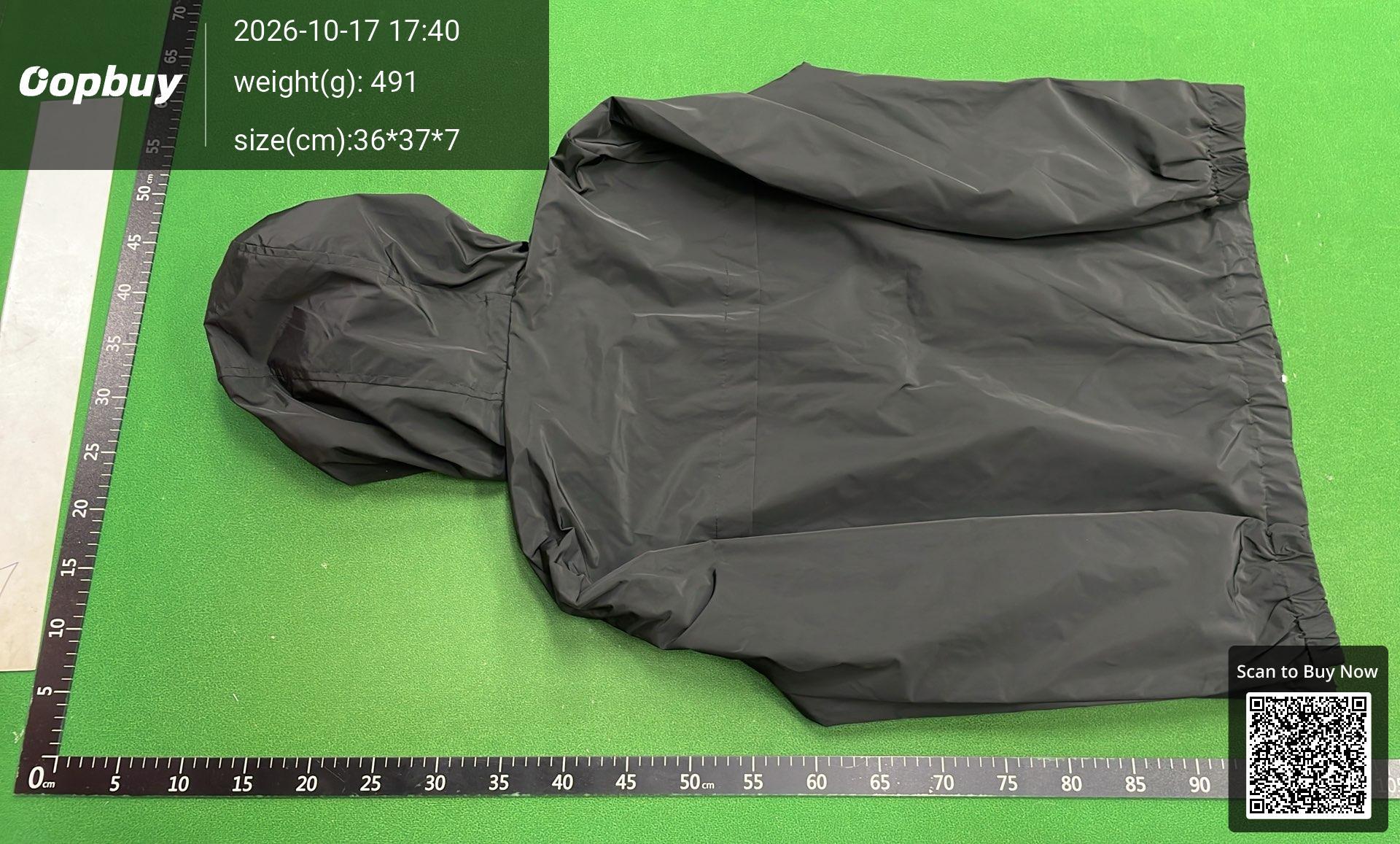 Foto QC 3 de Louis Vuitton Damier Windbreaker Jacket Marque L. Vuitton Deposee Black