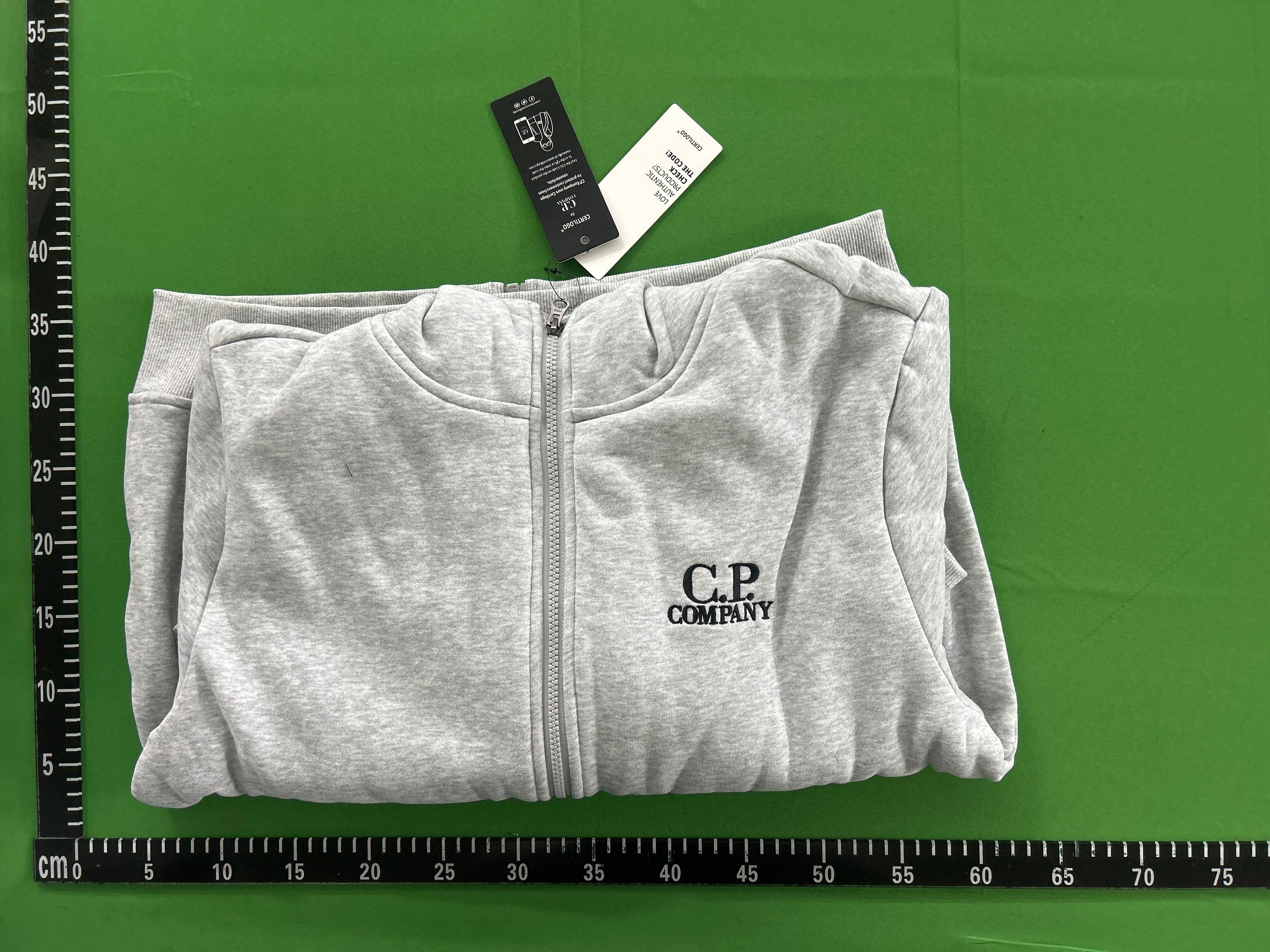 Foto QC 4 de C.P. Company Lens Detail Crewneck Sweater Grey