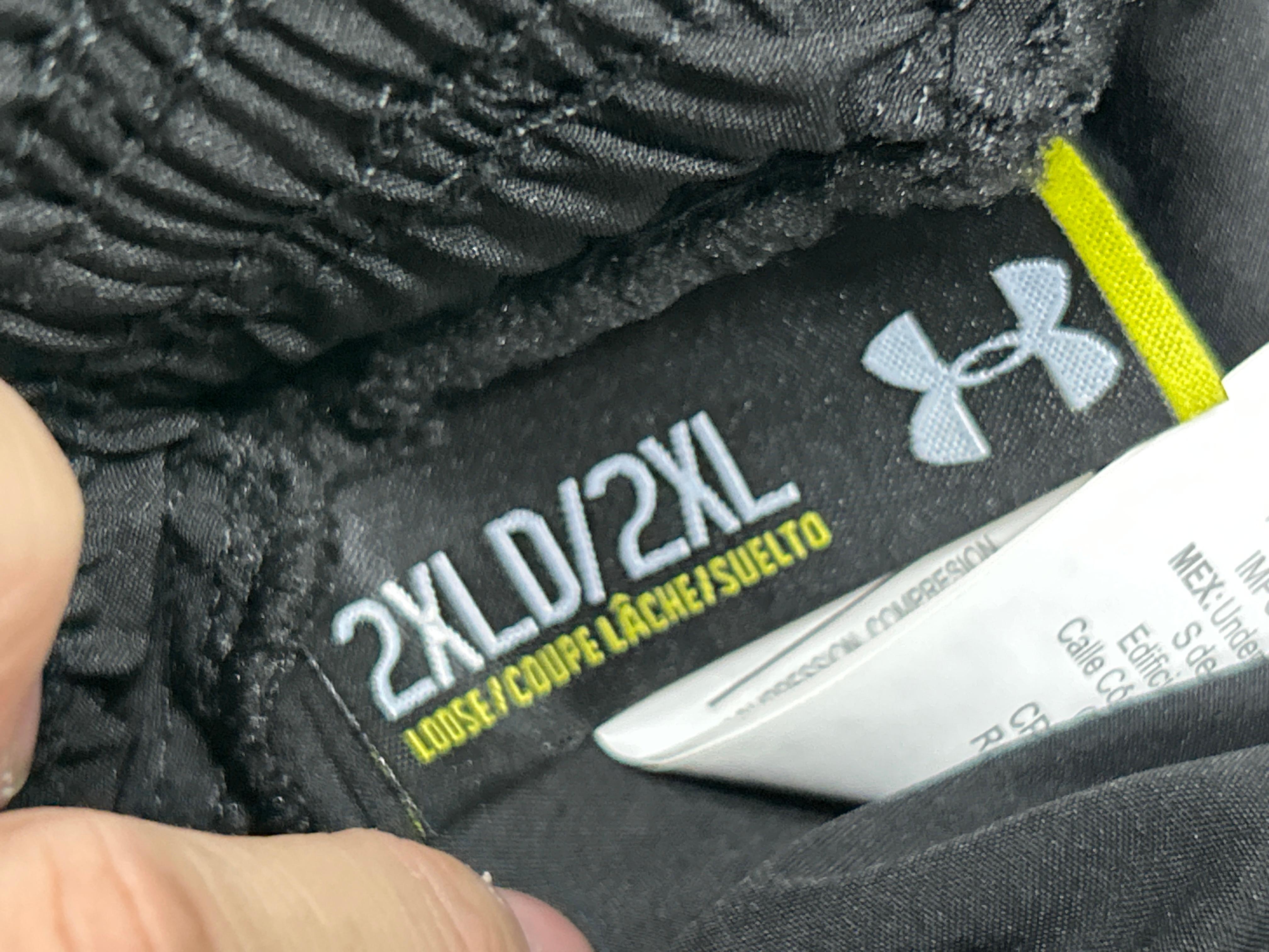 Foto QC 3 de Under Armour Shorts Iridescent Logo White
