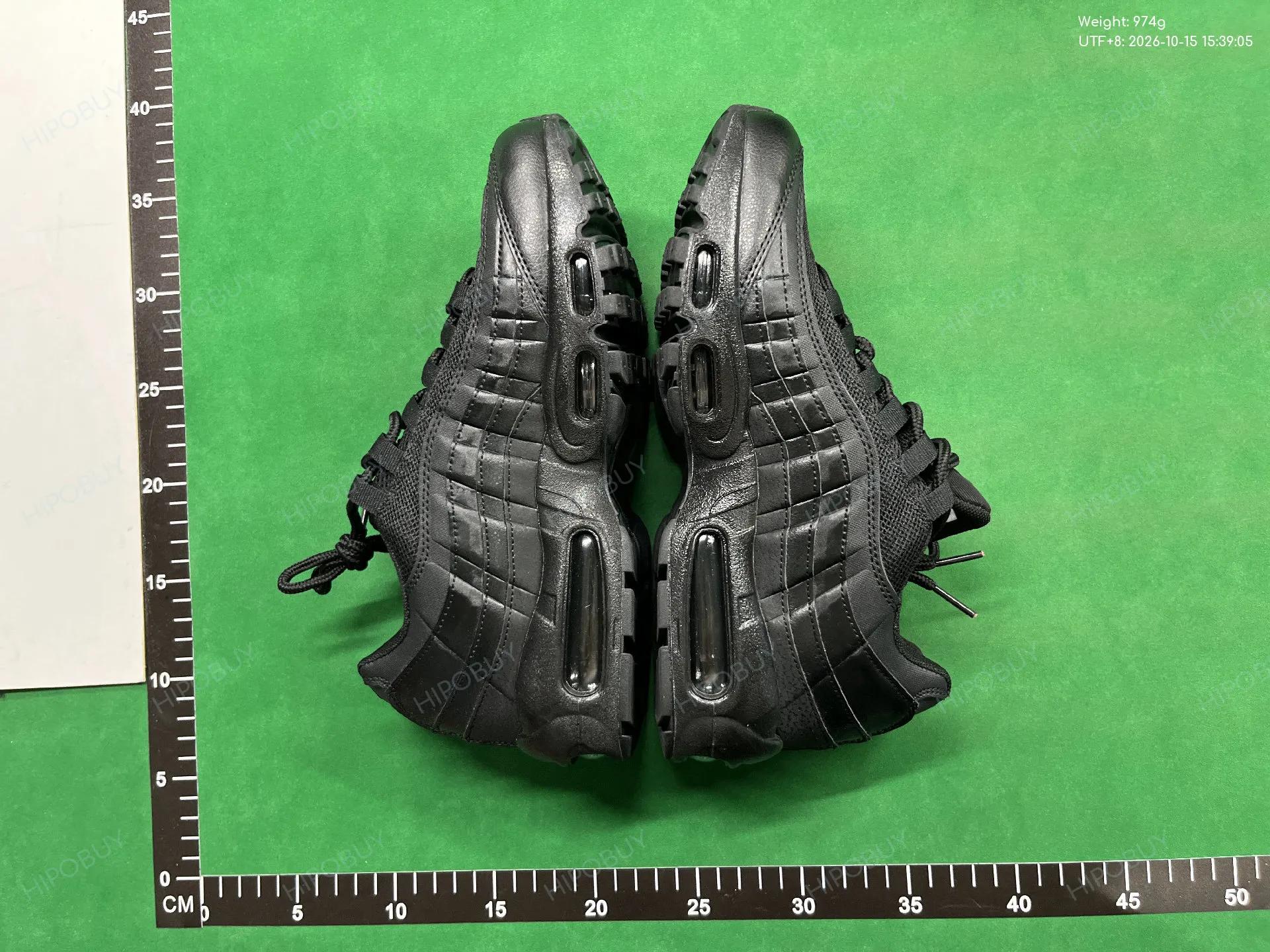 Foto QC 4 de Nike Air Max 95 Essential Black Metallic Bronze 918413-006