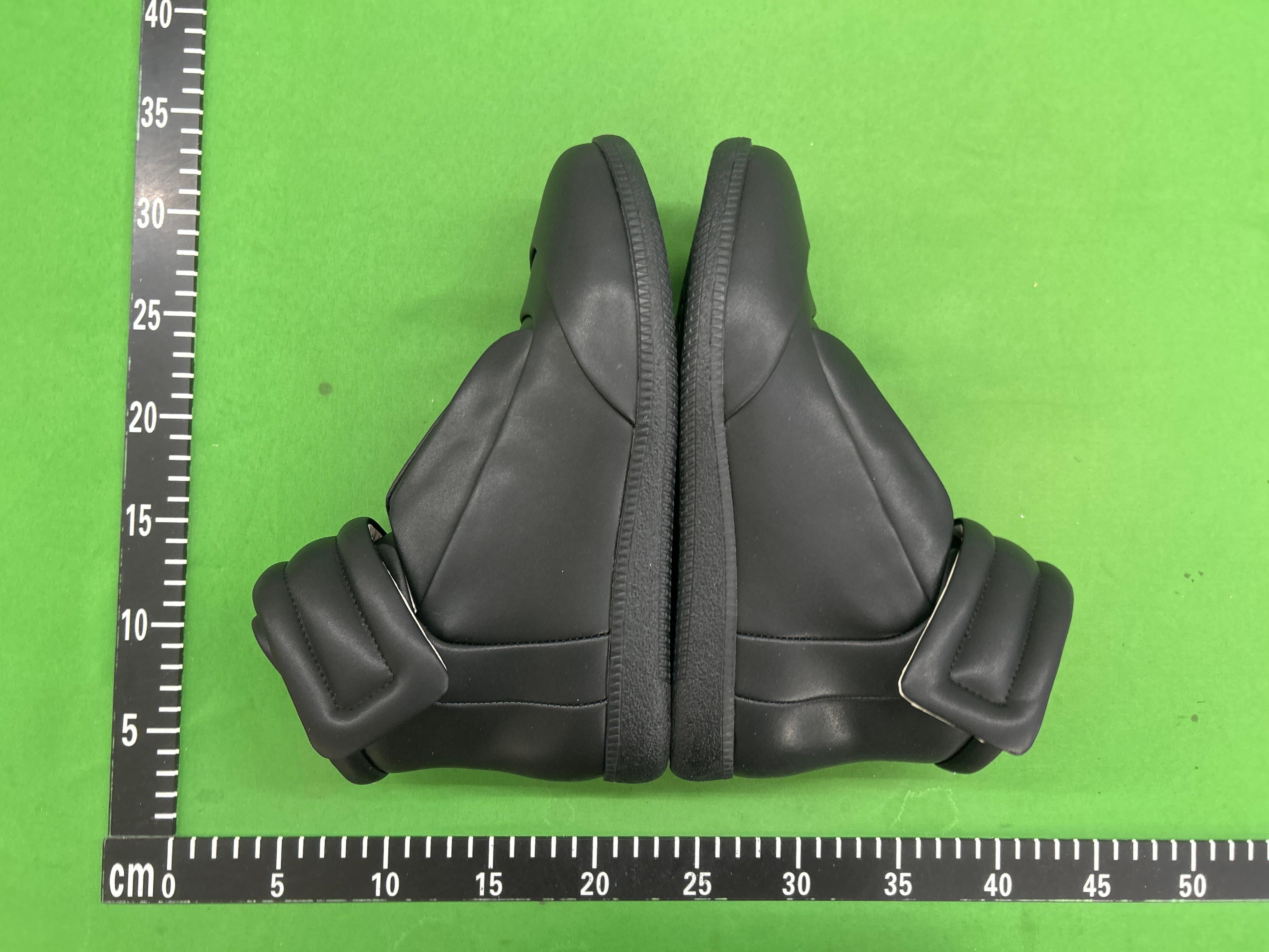 Foto QC 5 de Maison Margiela Future Leather High-Top Padded Ankle Strap Black