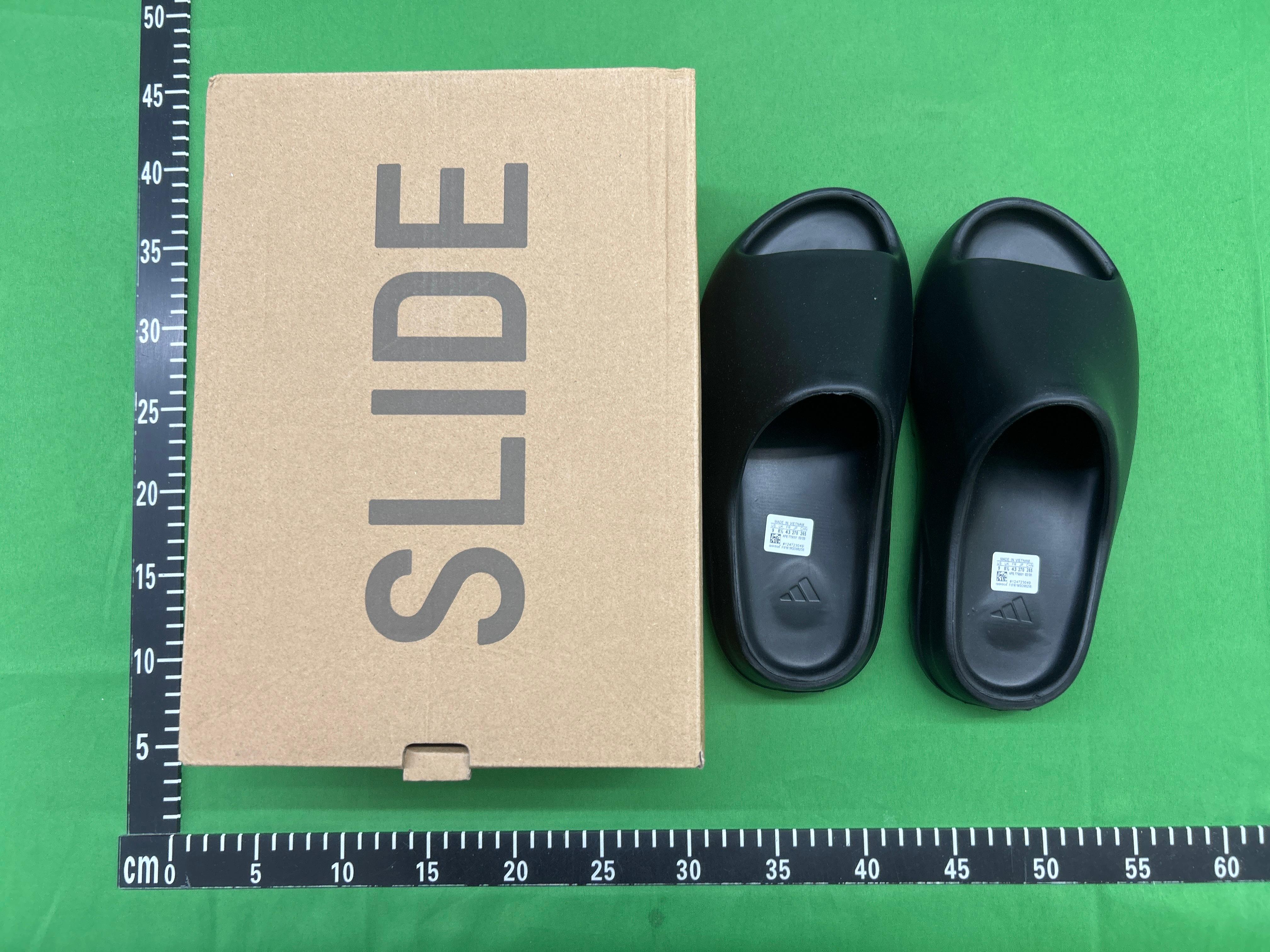 Foto QC 2 de adidas Yeezy Slide Onyx