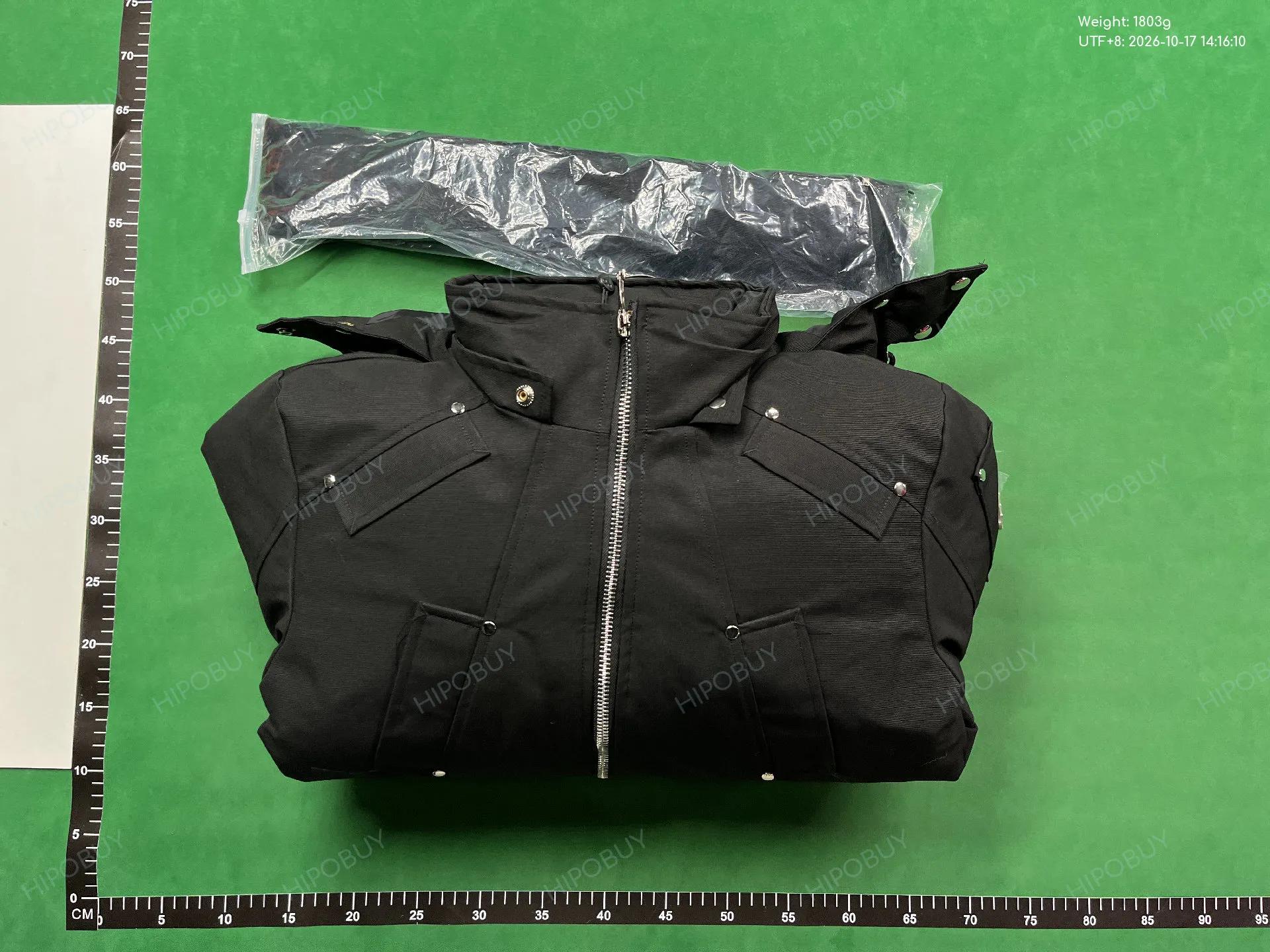 Foto QC 8 de Moose Knuckles Down Bomber Jacket Fur Hood Red