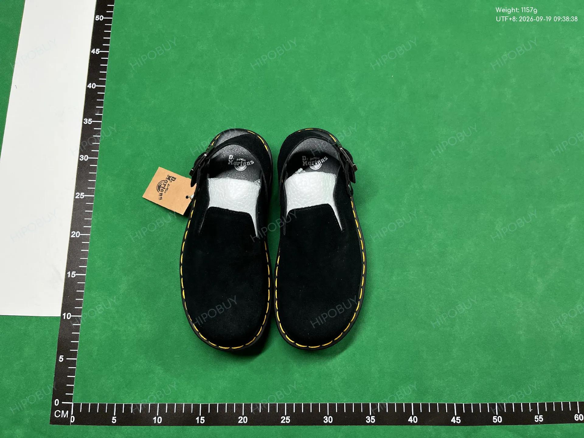 Foto QC 6 de Dr. Martens ZebZag Suede Platform Mule