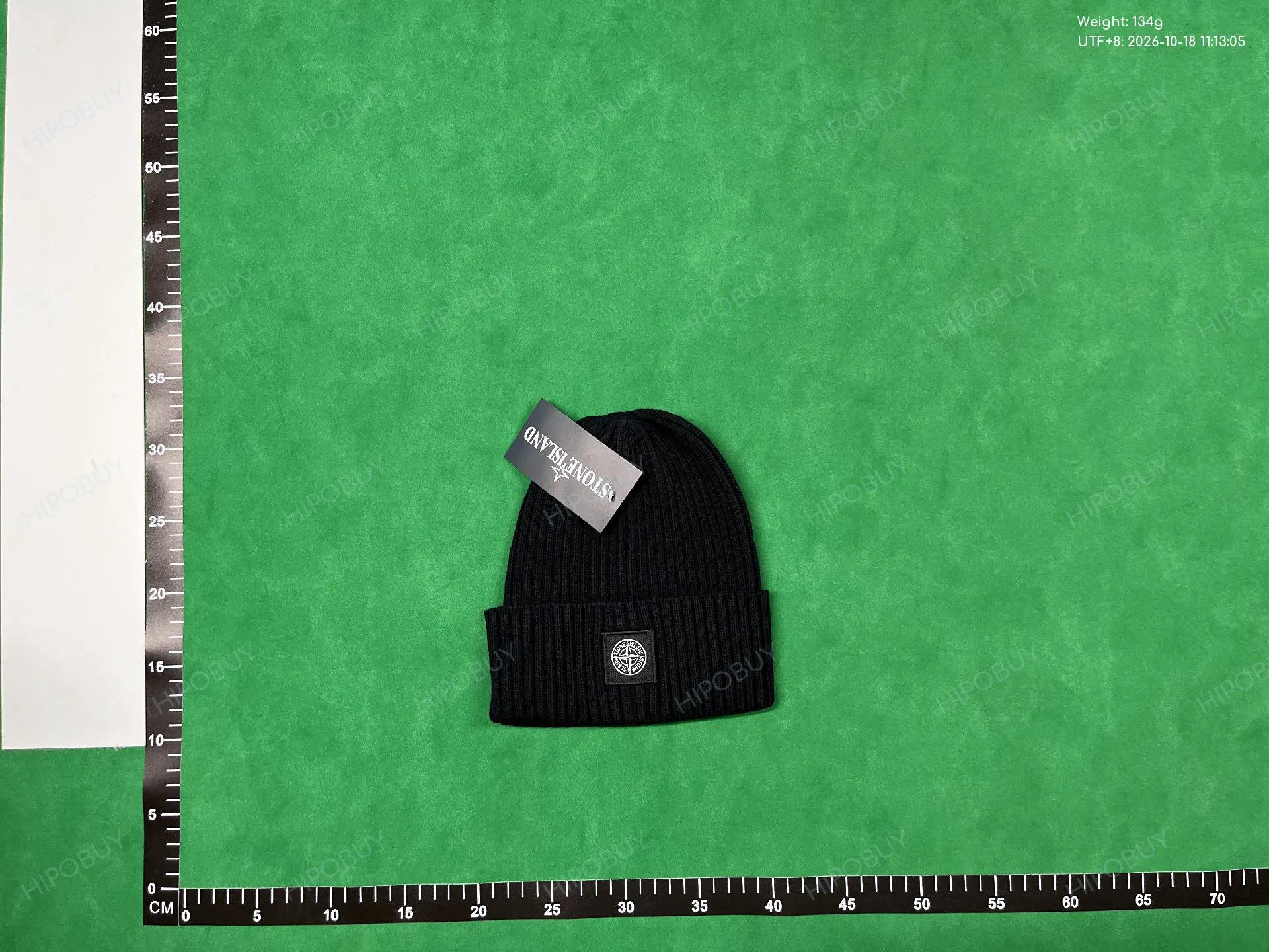 Foto QC 3 de Stone Island Compass Logo Beanie White