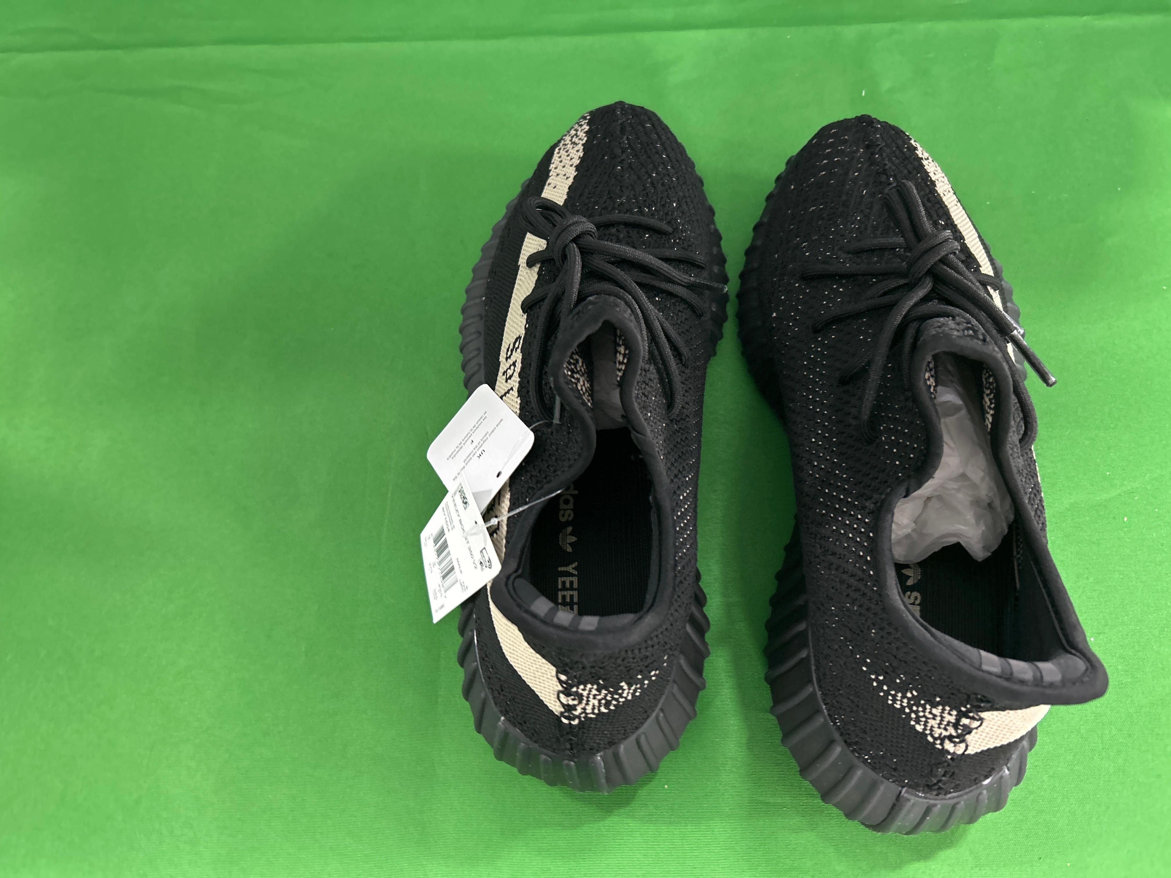 Foto QC 3 de Yeezy Boost 350 V2 Onyx HQ4540