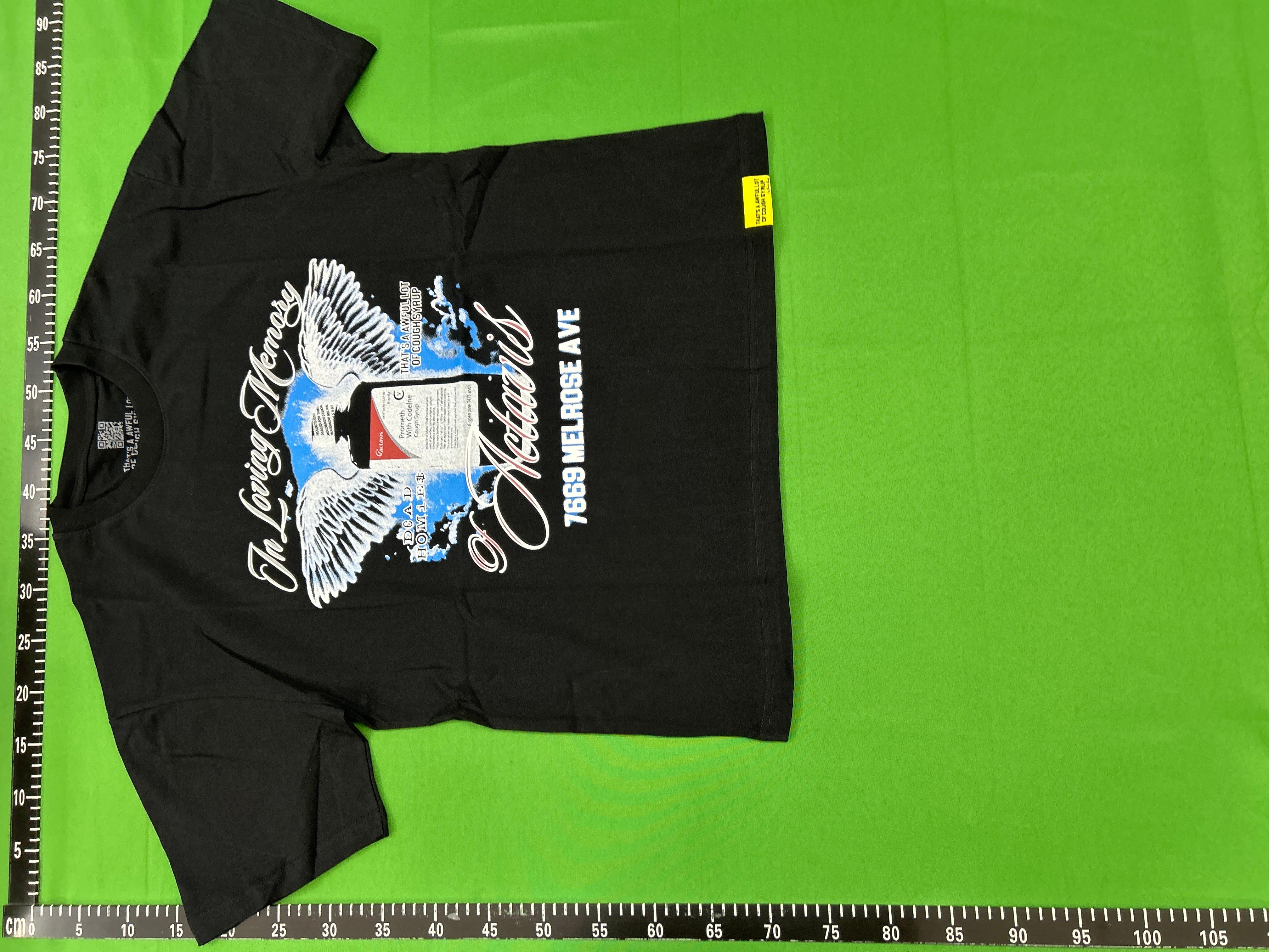 Foto QC 7 de That's A Awful Lot Of Cough Syrup Los Angeles Portrait T-shirt Black