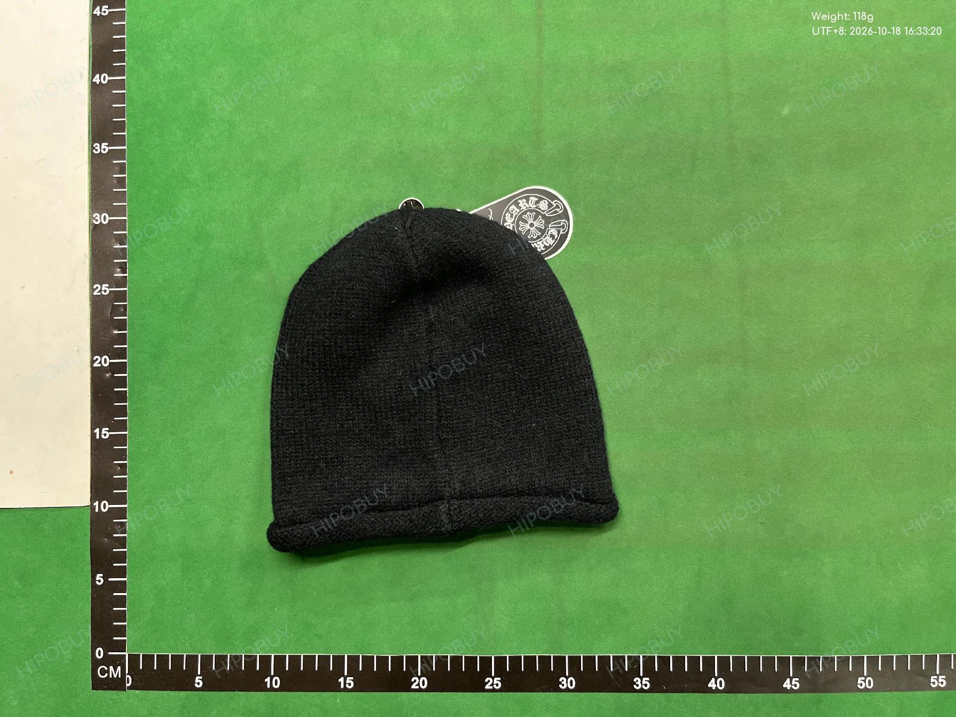 Foto QC 8 de Chrome Hearts Plus Cross Studded Distressed Beanie Charcoal