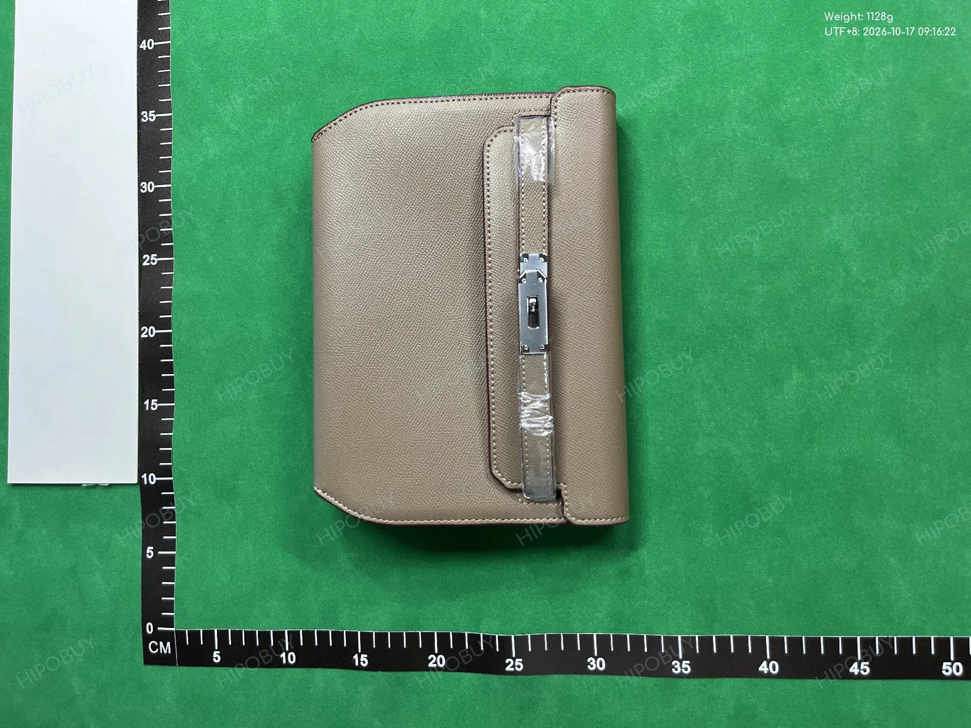 Foto QC 7 de Hermès Kelly Cut Alligator Black