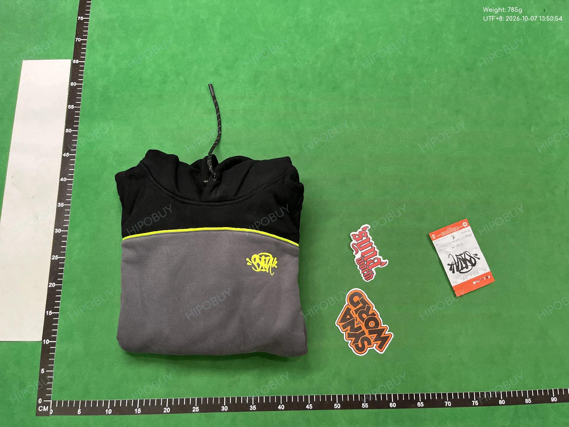Foto QC 8 de Syna World SY22 Sweat Shorts Grey Yellow