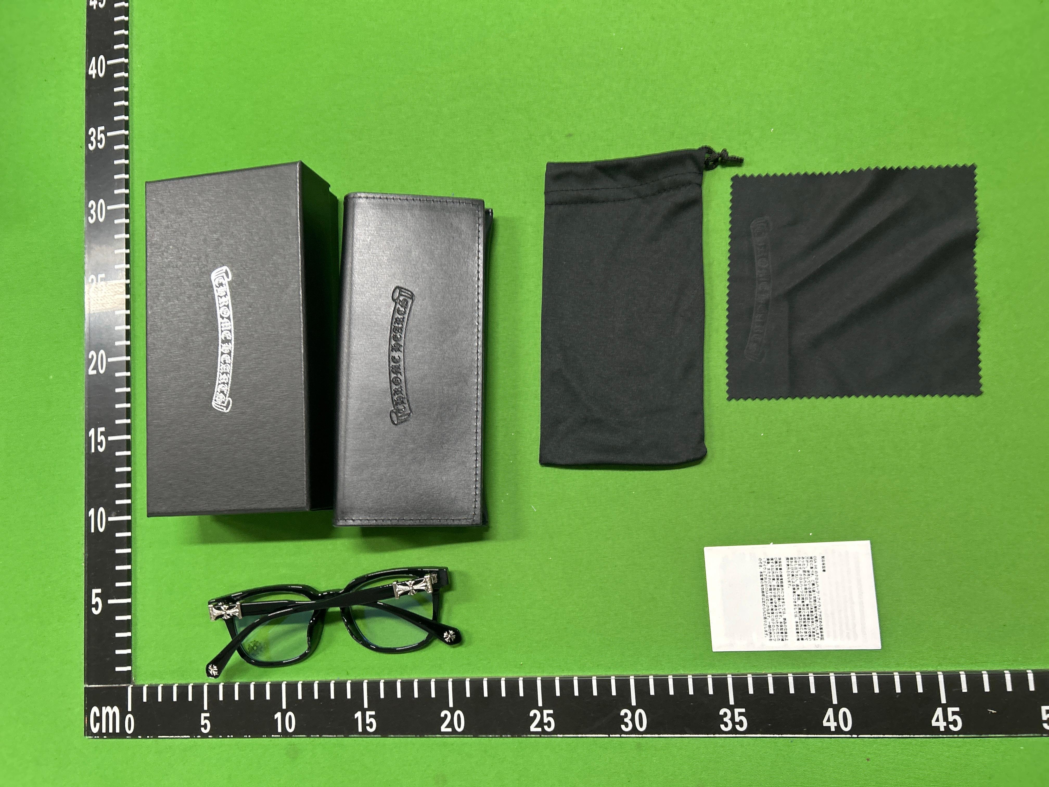 Foto QC 6 de Chrome Hearts Square-Frame Acetate Eyeglasses Black Gold