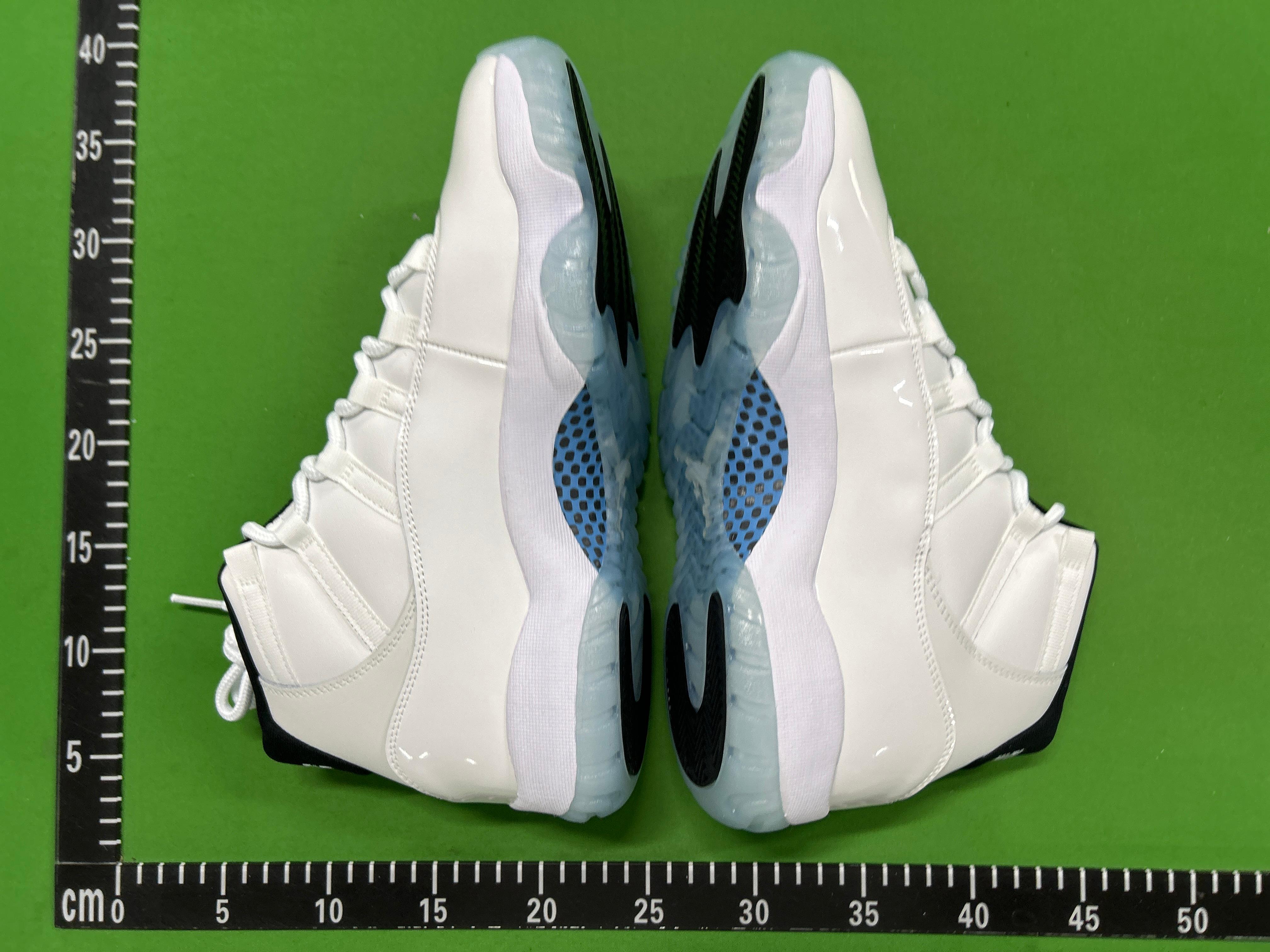 Foto QC 4 de Jordan 11 Retro Gamma Blue 378037-006