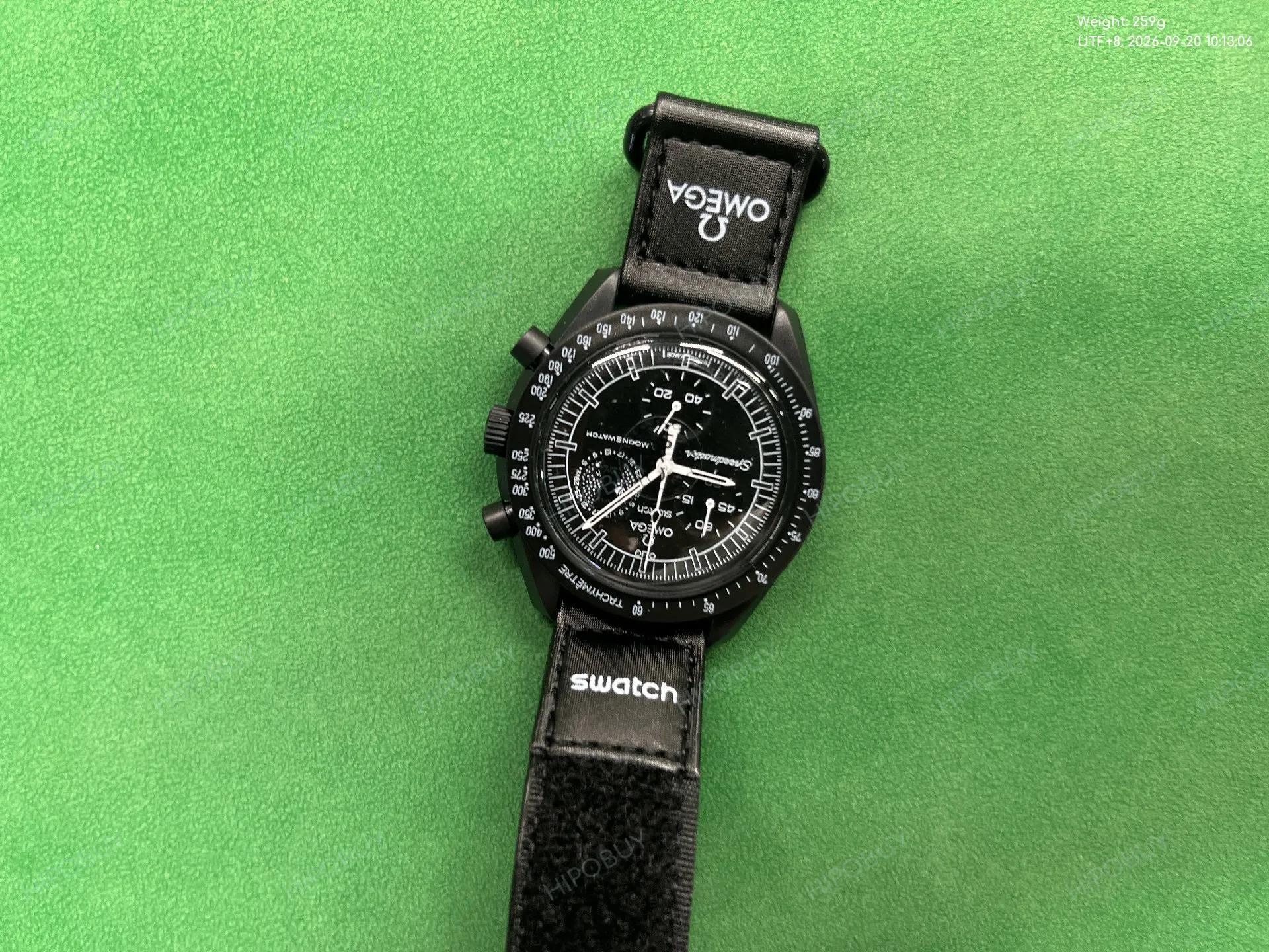 Foto QC 5 de Swatch x Omega Bioceramic Moonswatch Mission to Neptune SO33N100