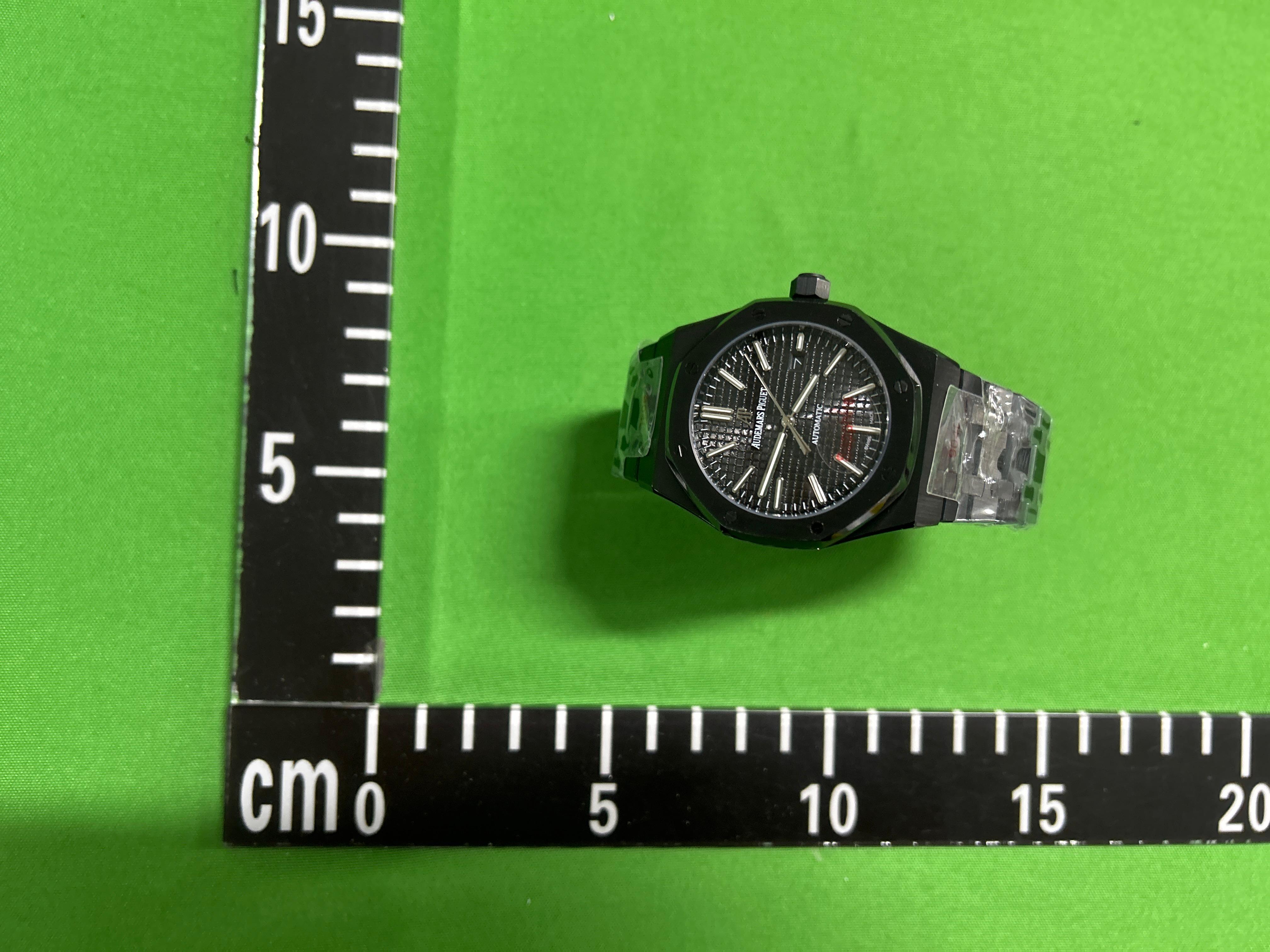 Foto QC 2 de Audemars Piguet Royal Oak Selfwinding 15400