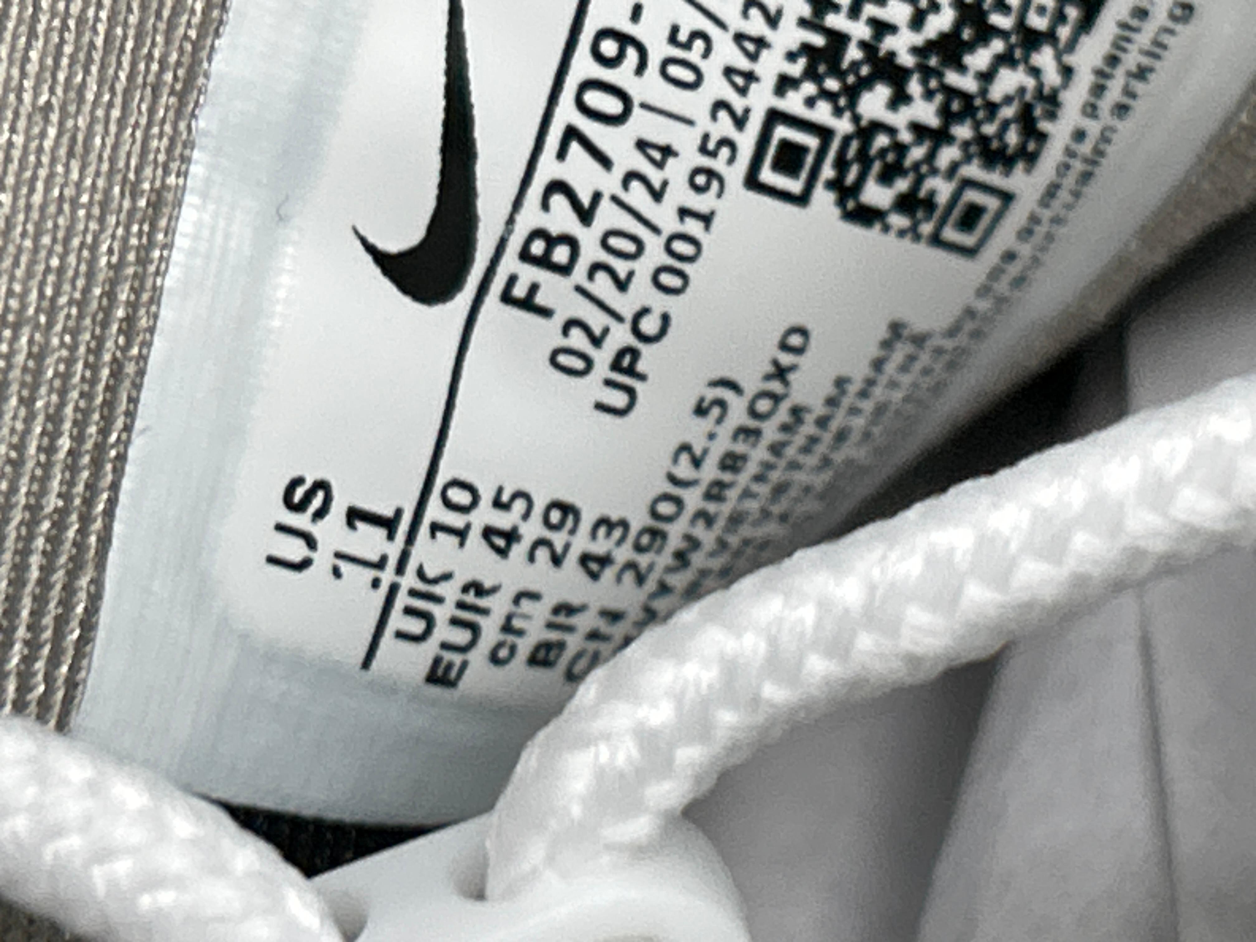 Foto QC 4 de Nike Air Max 95 Supreme Triple White