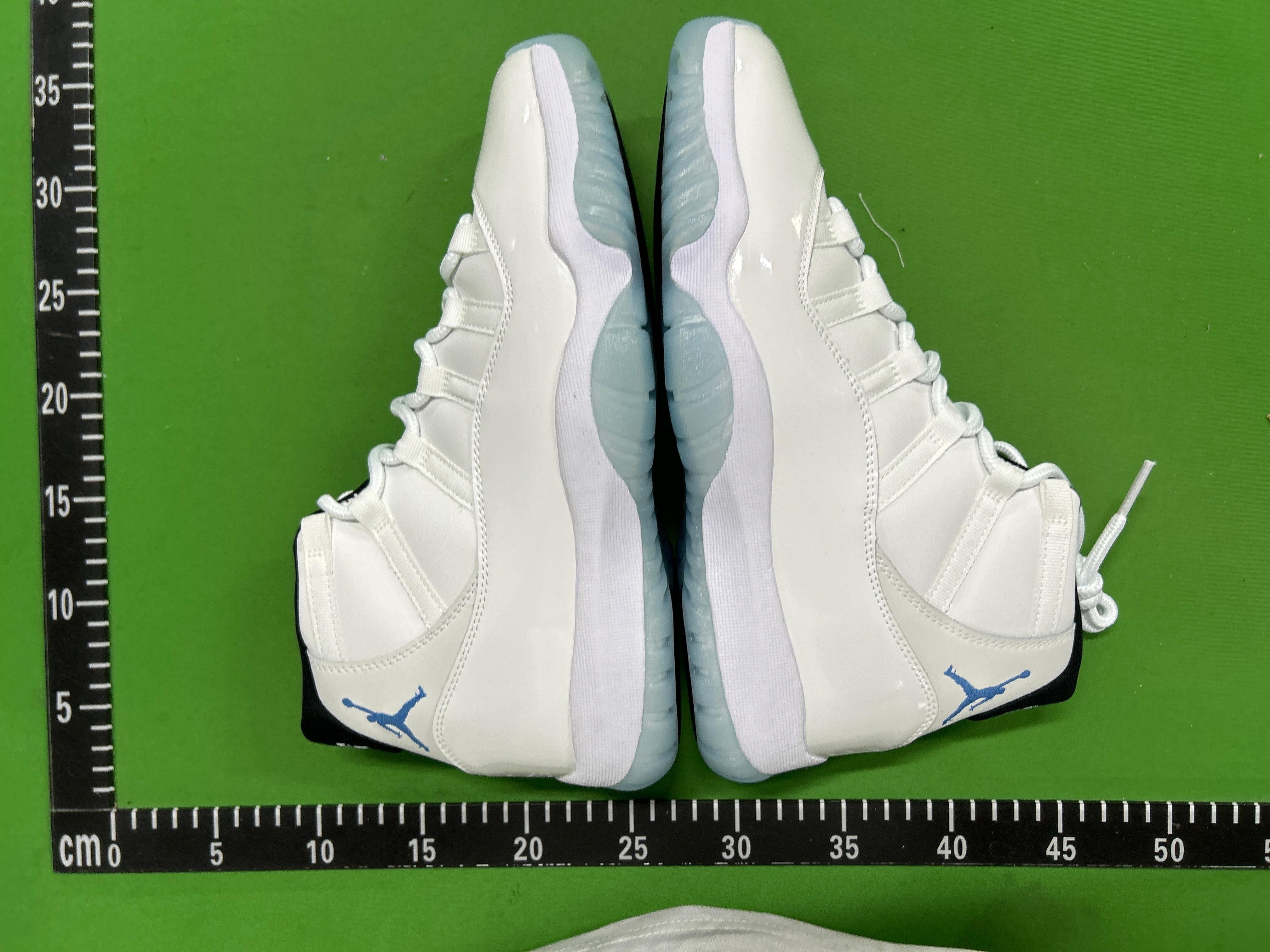 Foto QC 5 de Jordan 11 Retro Gamma Blue 378037-006
