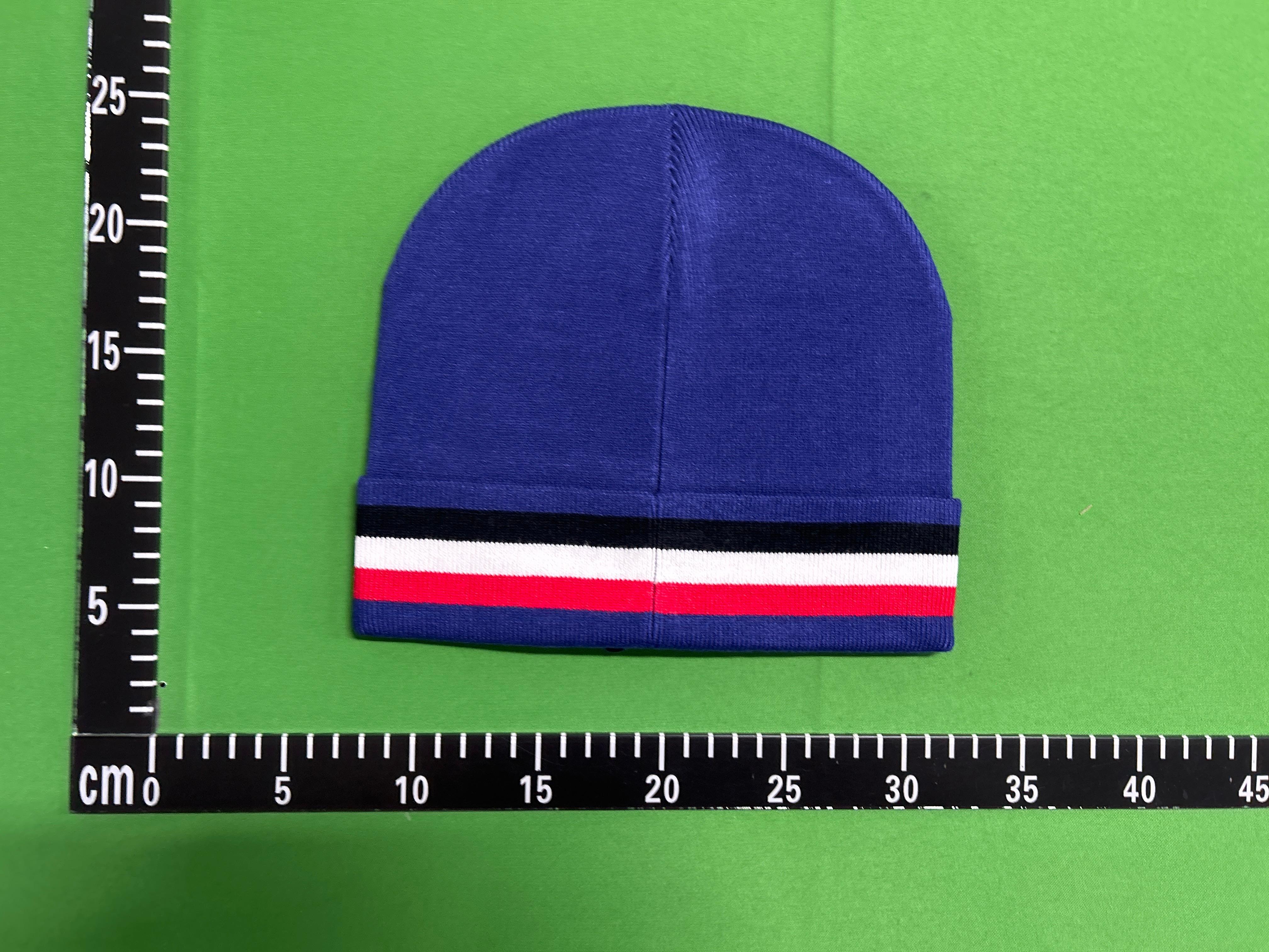 Foto QC 4 de Moncler Tricolor Stripe Beanie Beige