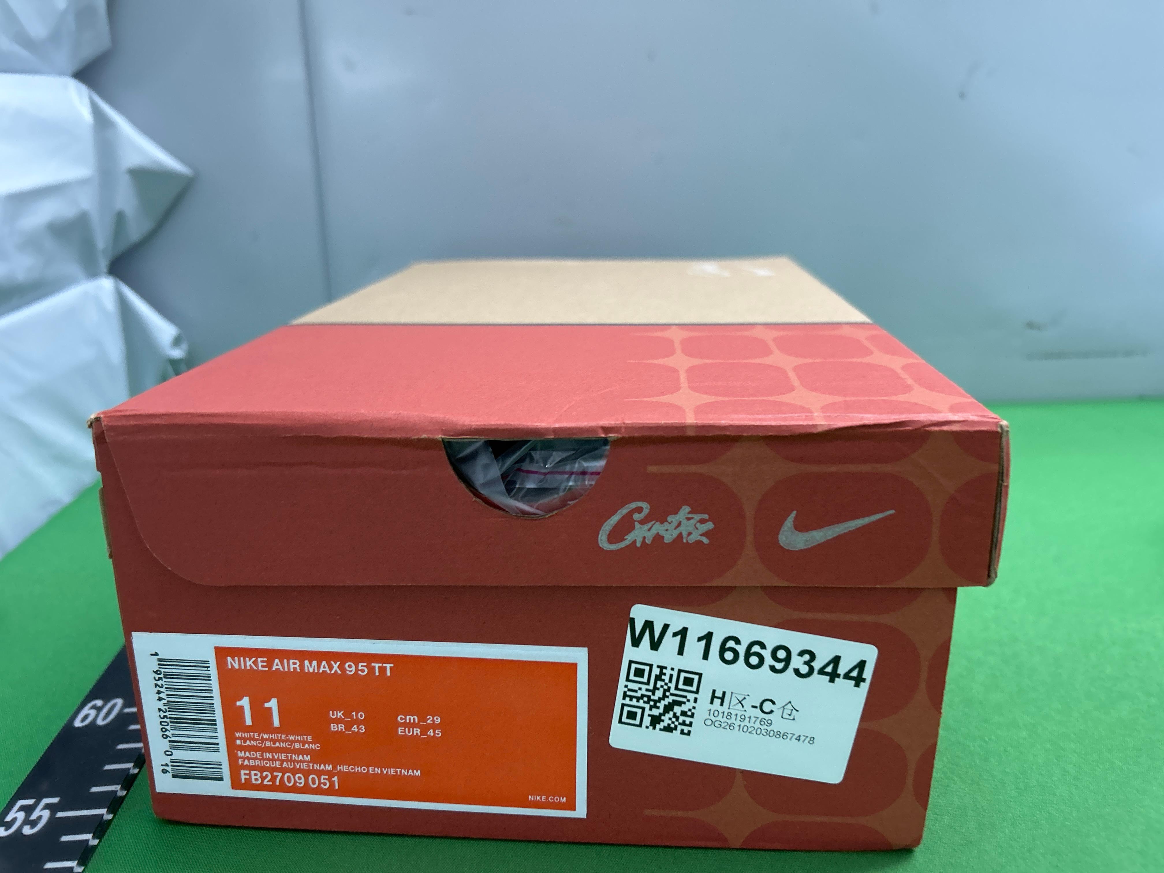 Foto QC 1 de Nike Air Max 95 Supreme Triple White