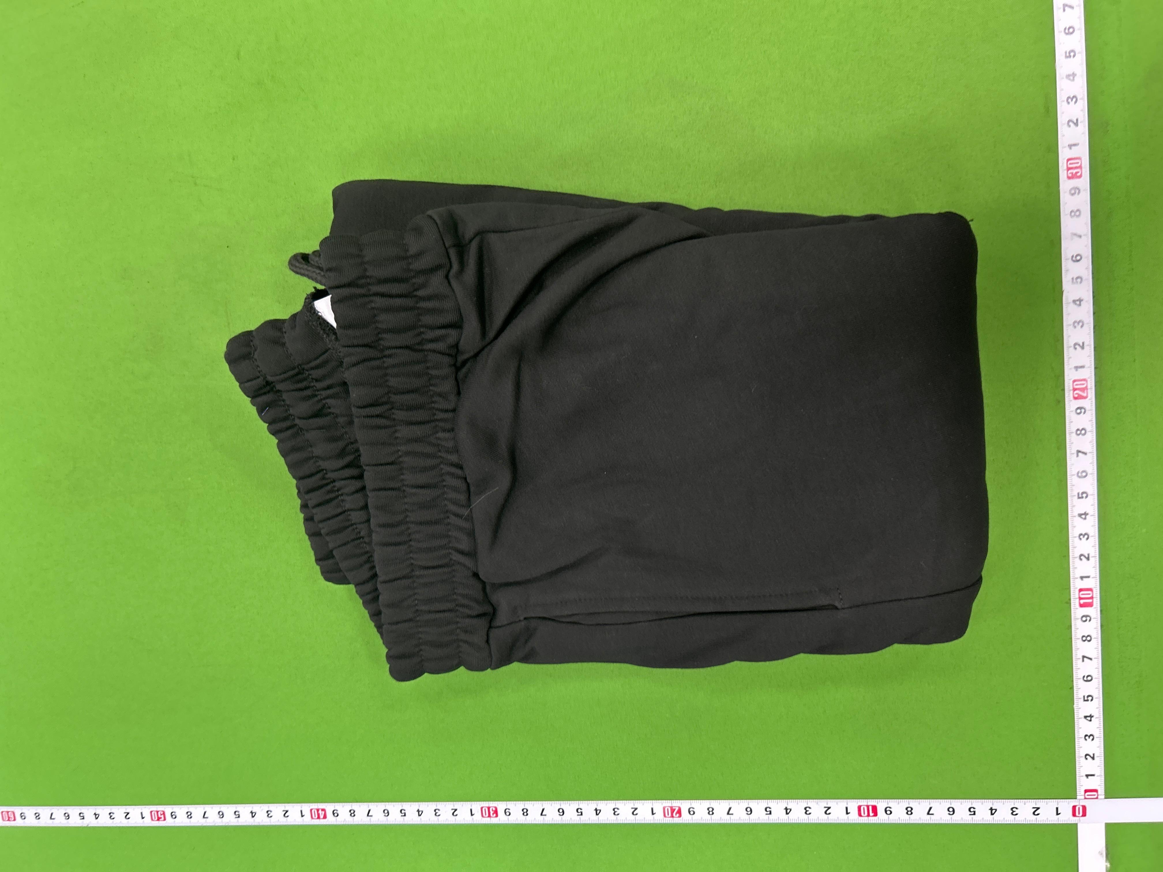 Foto QC 1 de YoungLA Attack On Titan 2128 Sweatpants Baggy The Hunters Black