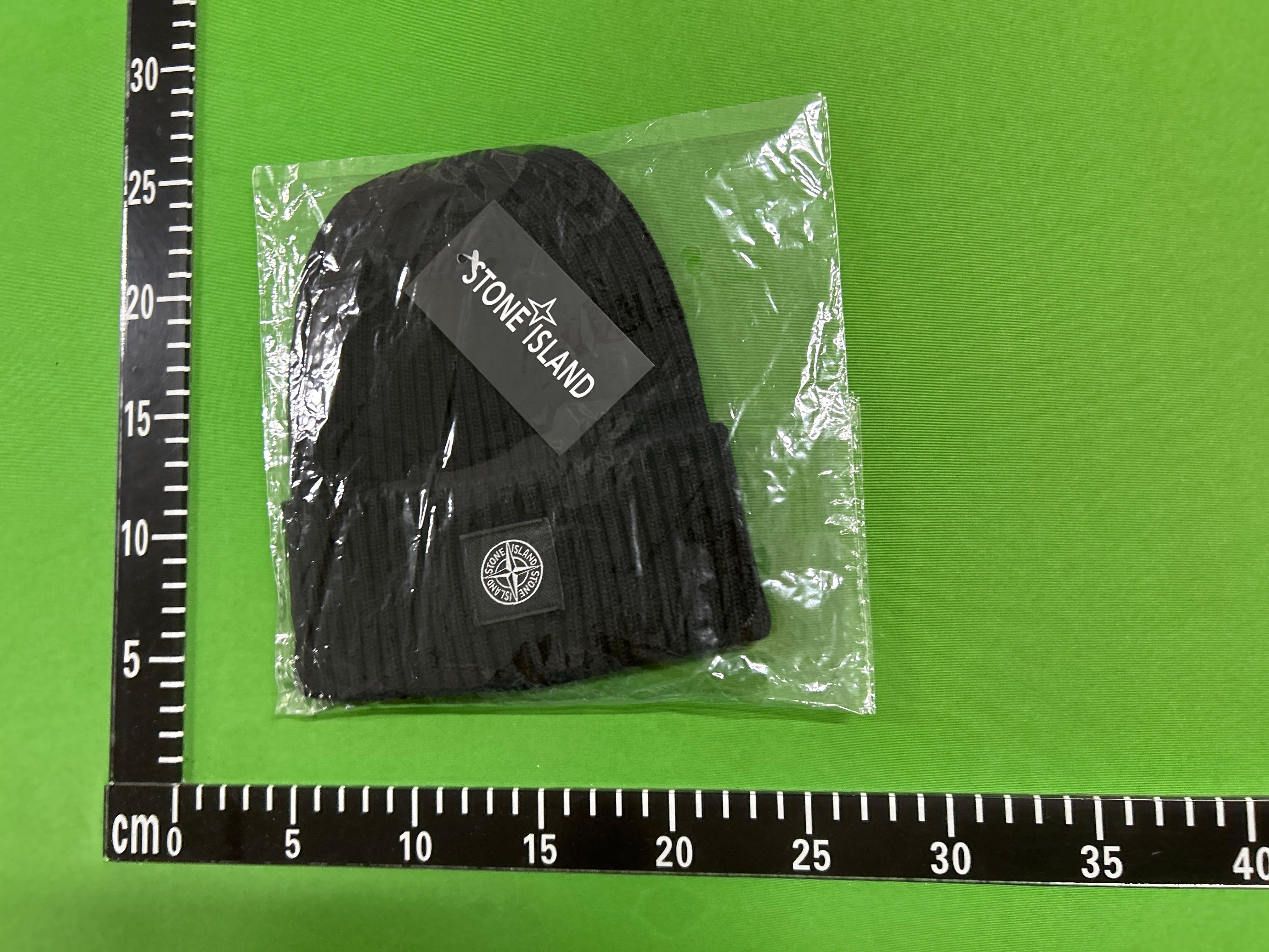 Foto QC 1 de Stone Island Compass Logo Beanie White