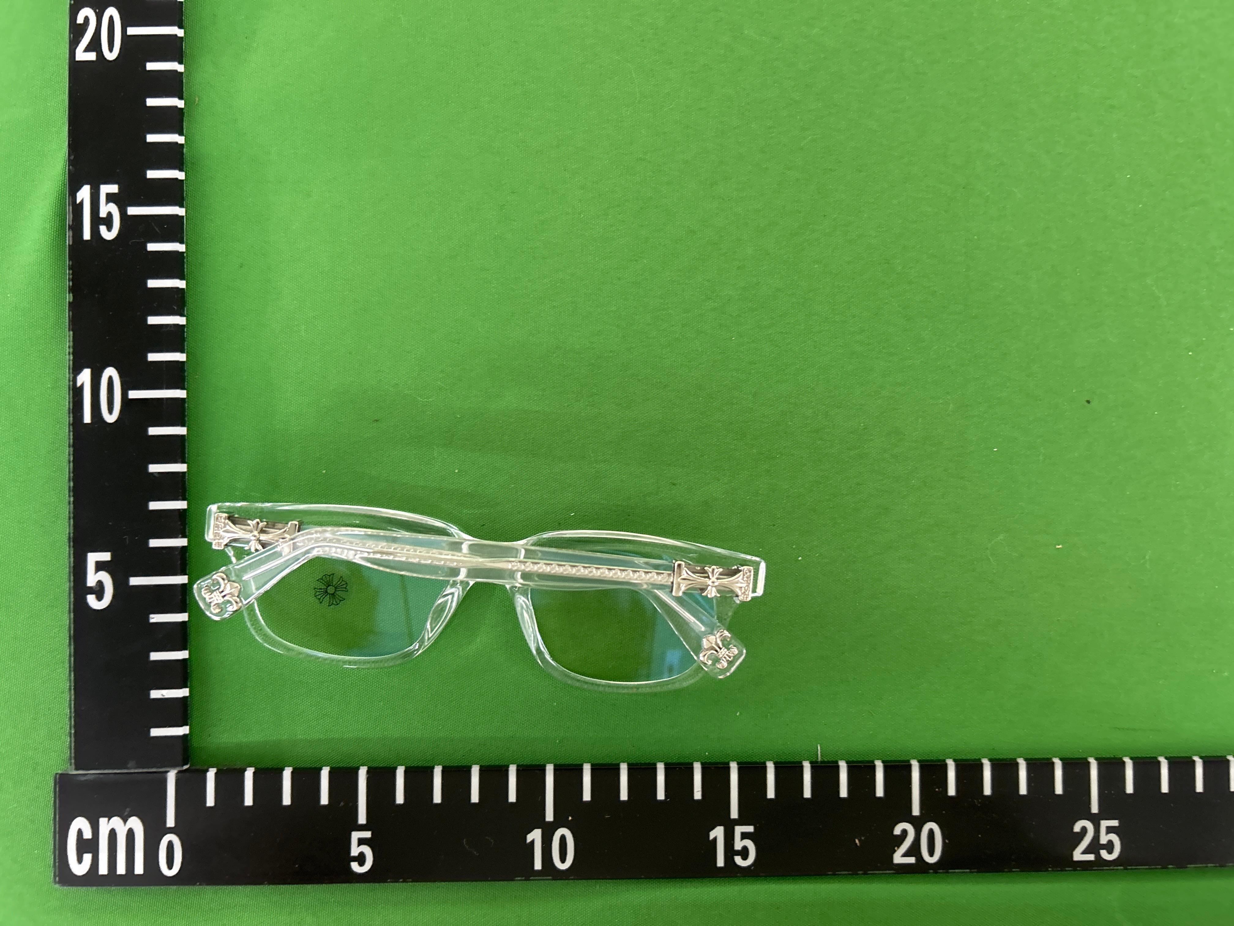 Foto QC 4 de Chrome Hearts Rectangle-Frame Acetate Eyeglasses Black Clear (6073)