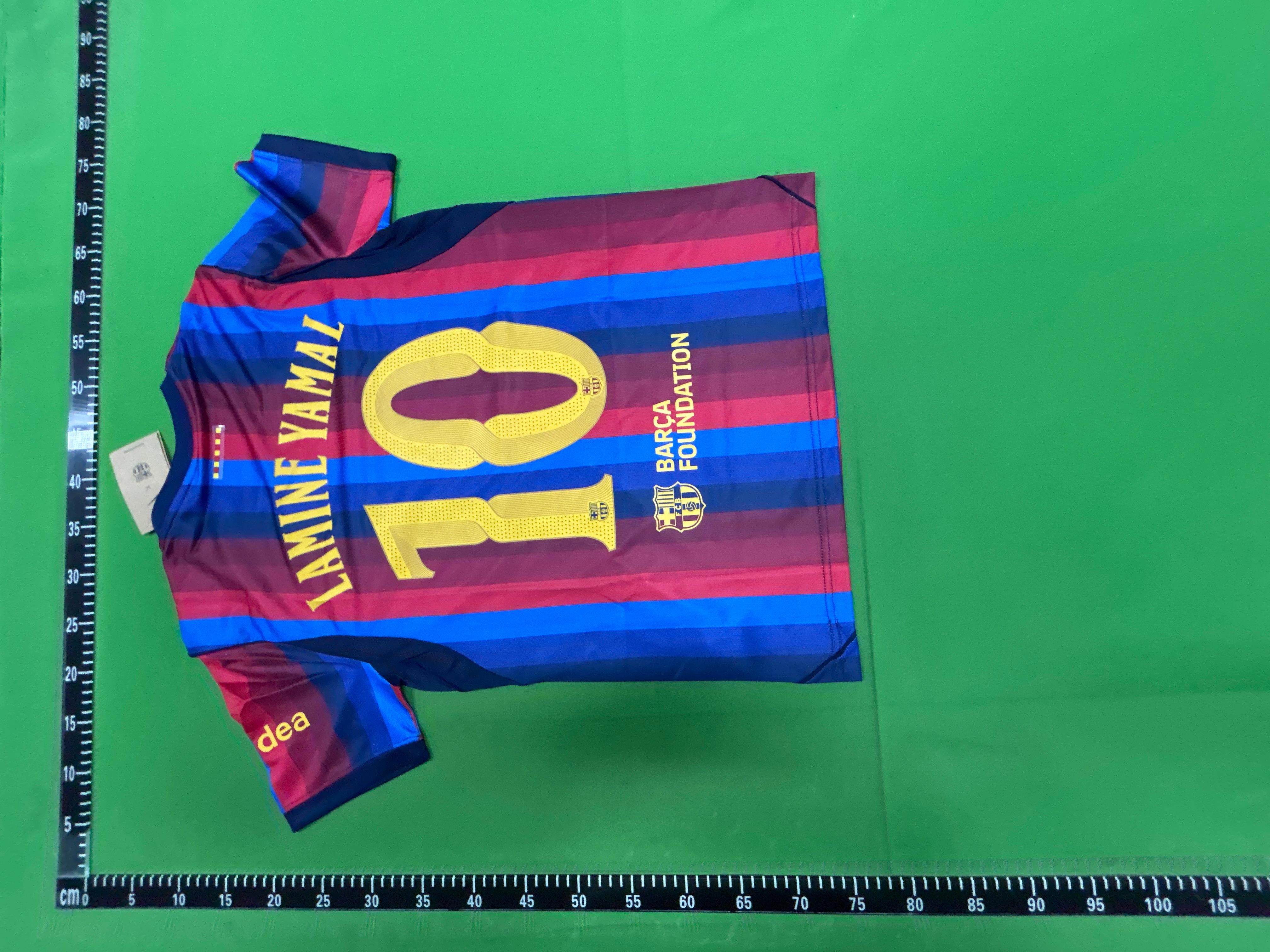 Foto QC 8 de Kobe Bryant x Nike x FC Barcelona 2026/27 Away Jersey Field Purple/Metallic Gold