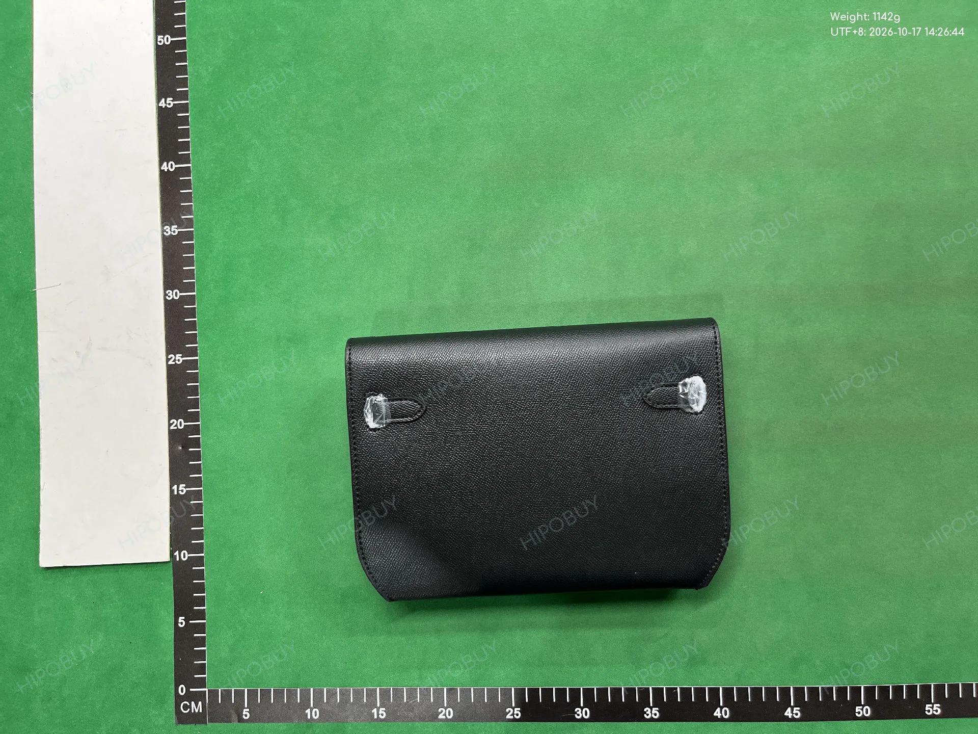 Foto QC 2 de Hermès Kelly Cut Alligator Black
