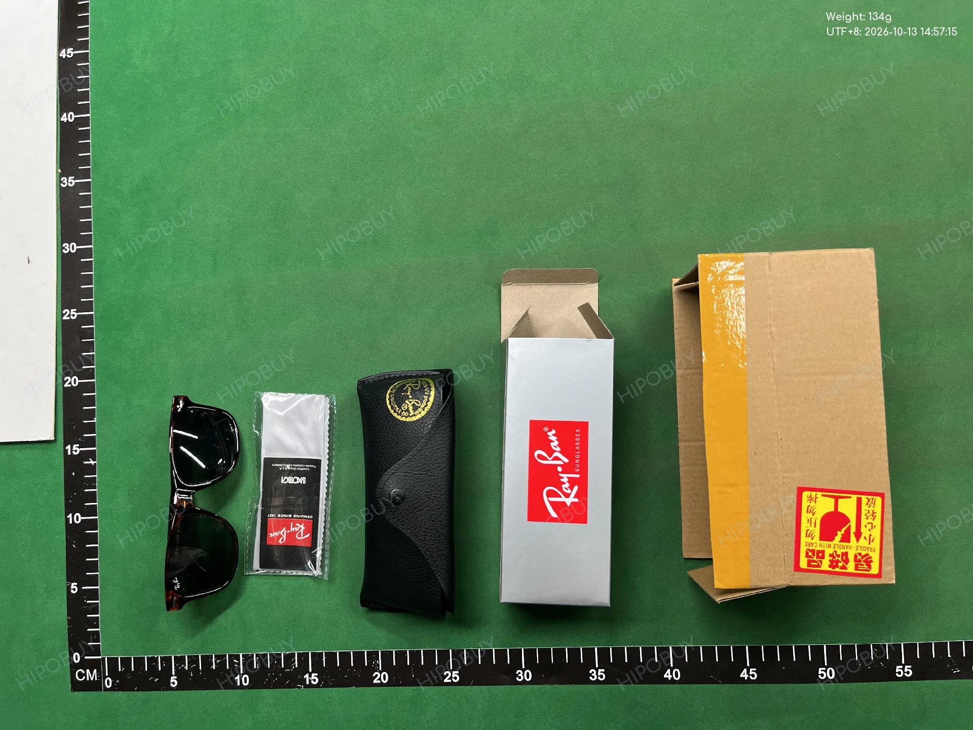 Foto QC 3 de Ray-Ban Wayfarer Acetate Sunglasses Black Black (RB2140-901)