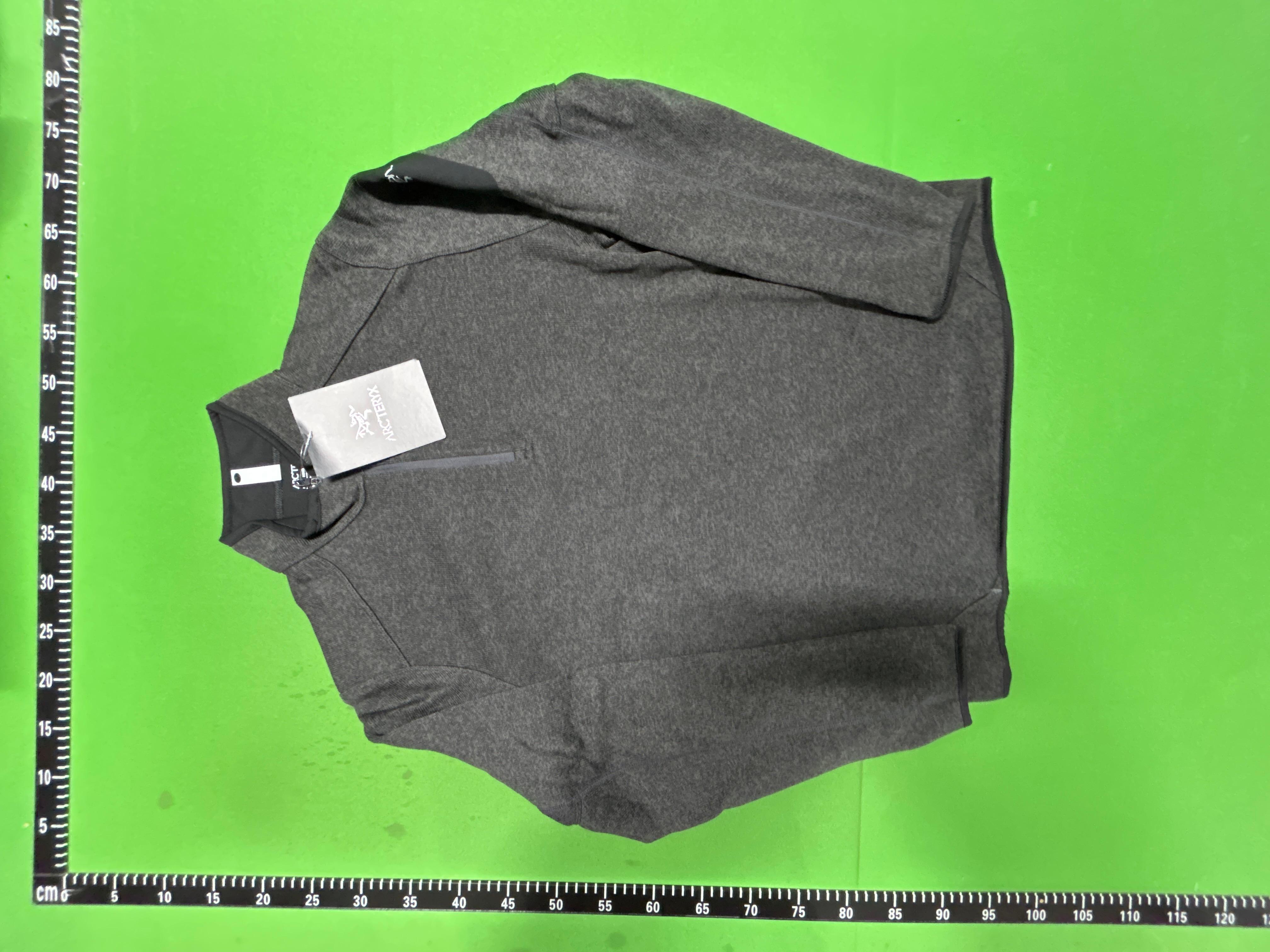 Foto QC 4 de Unbranded Fleece Jacket Dark Grey