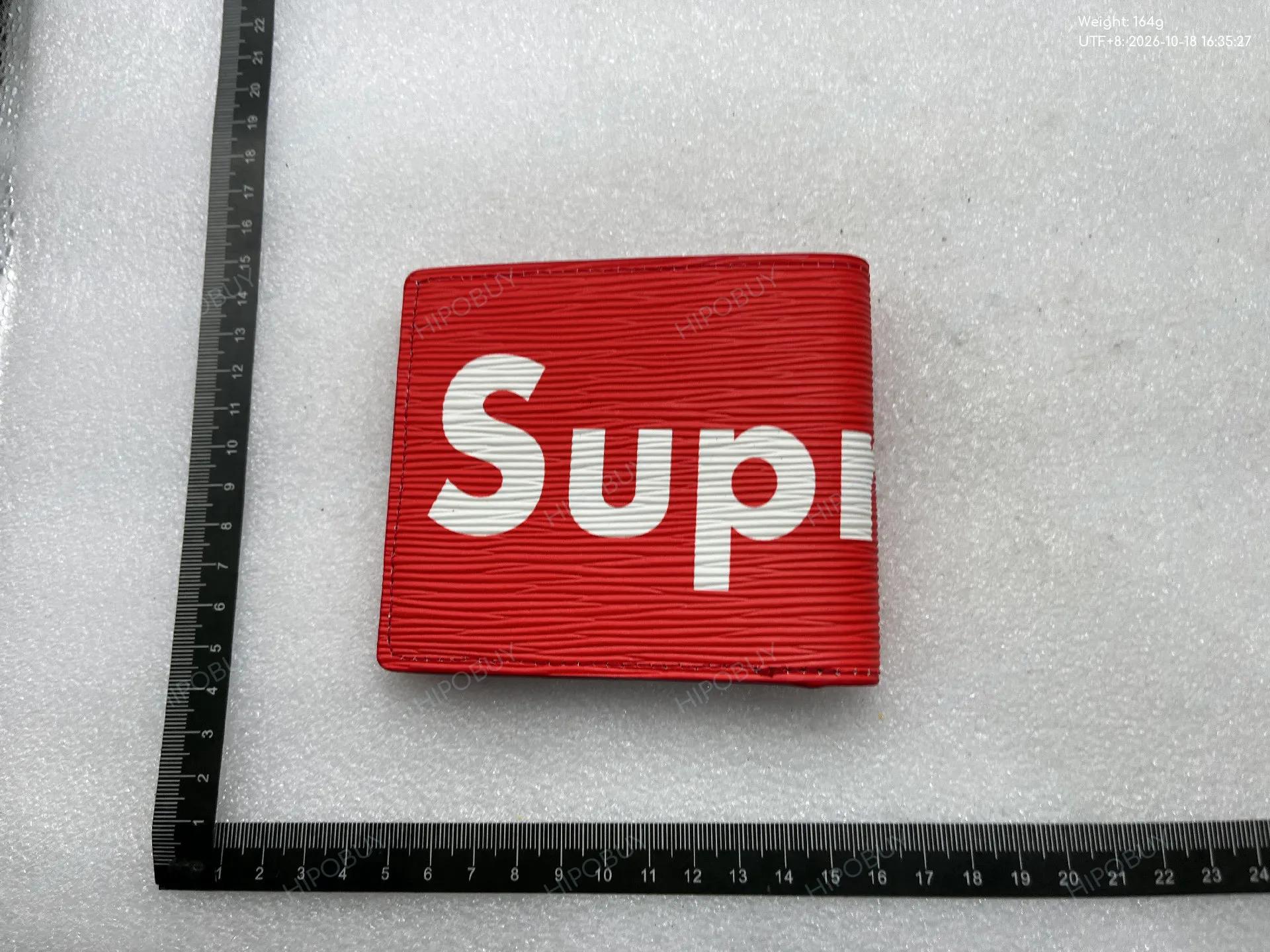 Foto QC 2 de Louis Vuitton x Supreme Slender Wallet Epi Leather Red