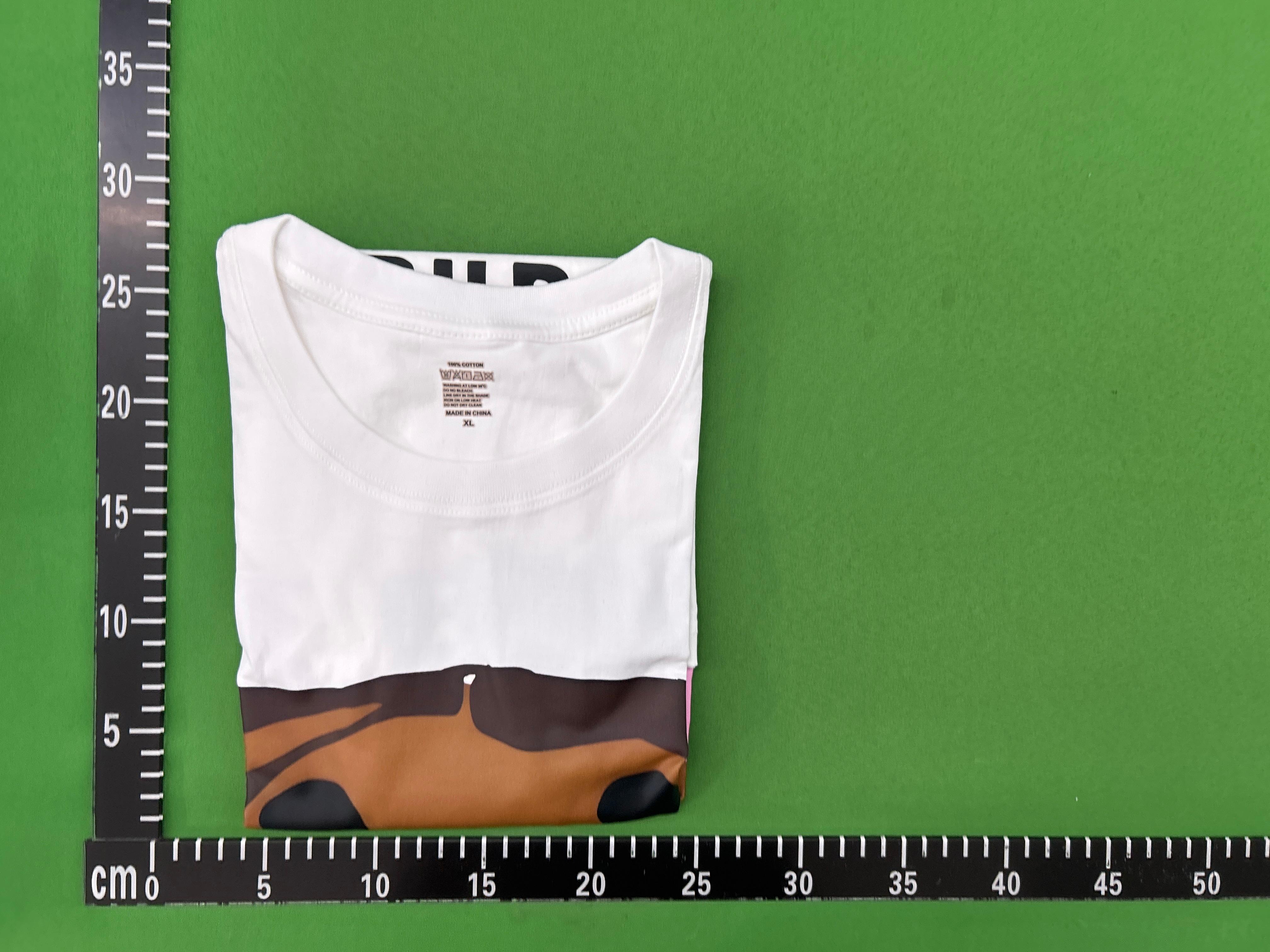 Foto QC 5 de Travis Scott x McDonald's Cactus Jack T-shirt Action Figure White
