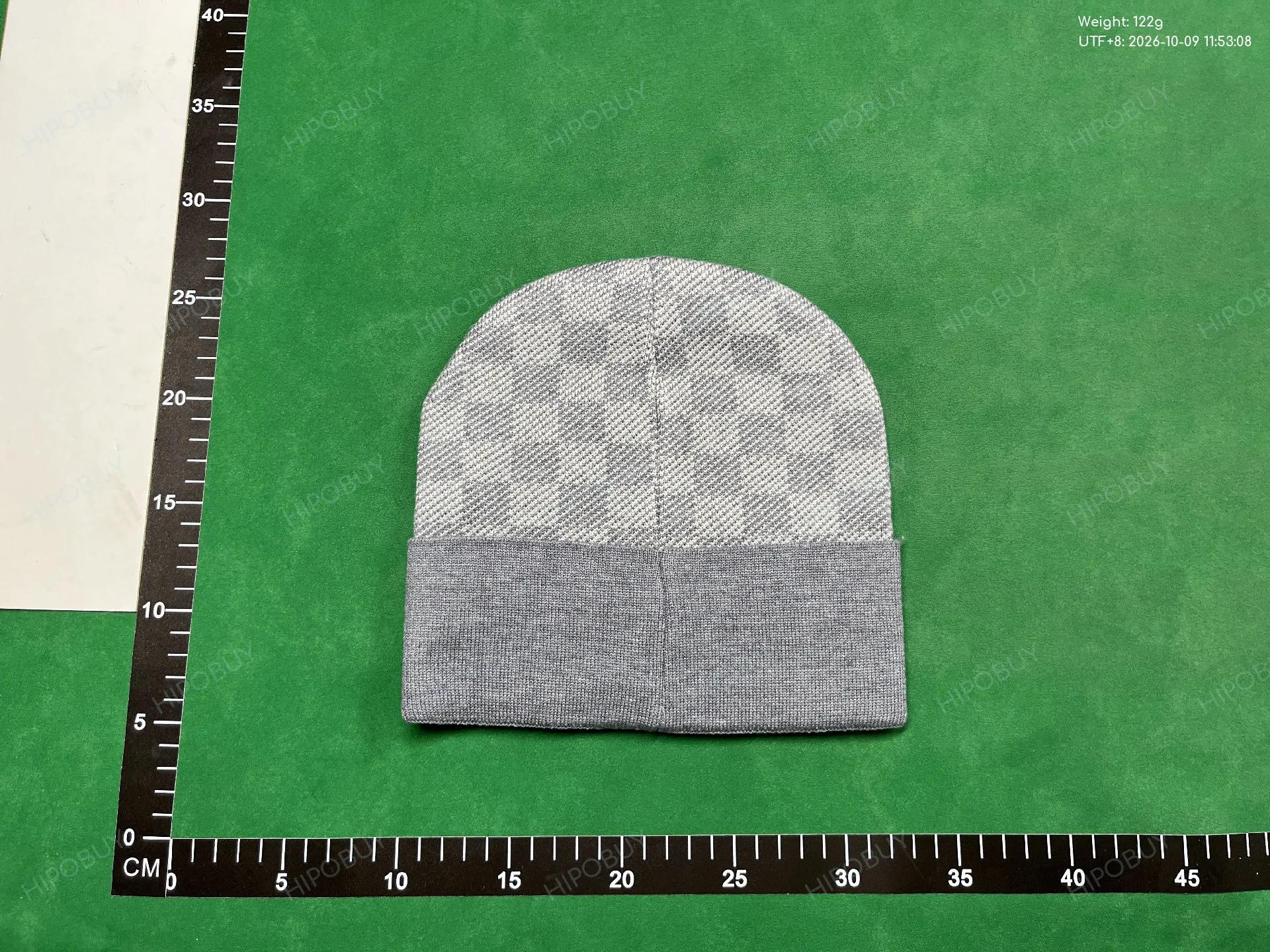Foto QC 2 de Louis Vuitton Monogram Denim Bucket Hat Blue