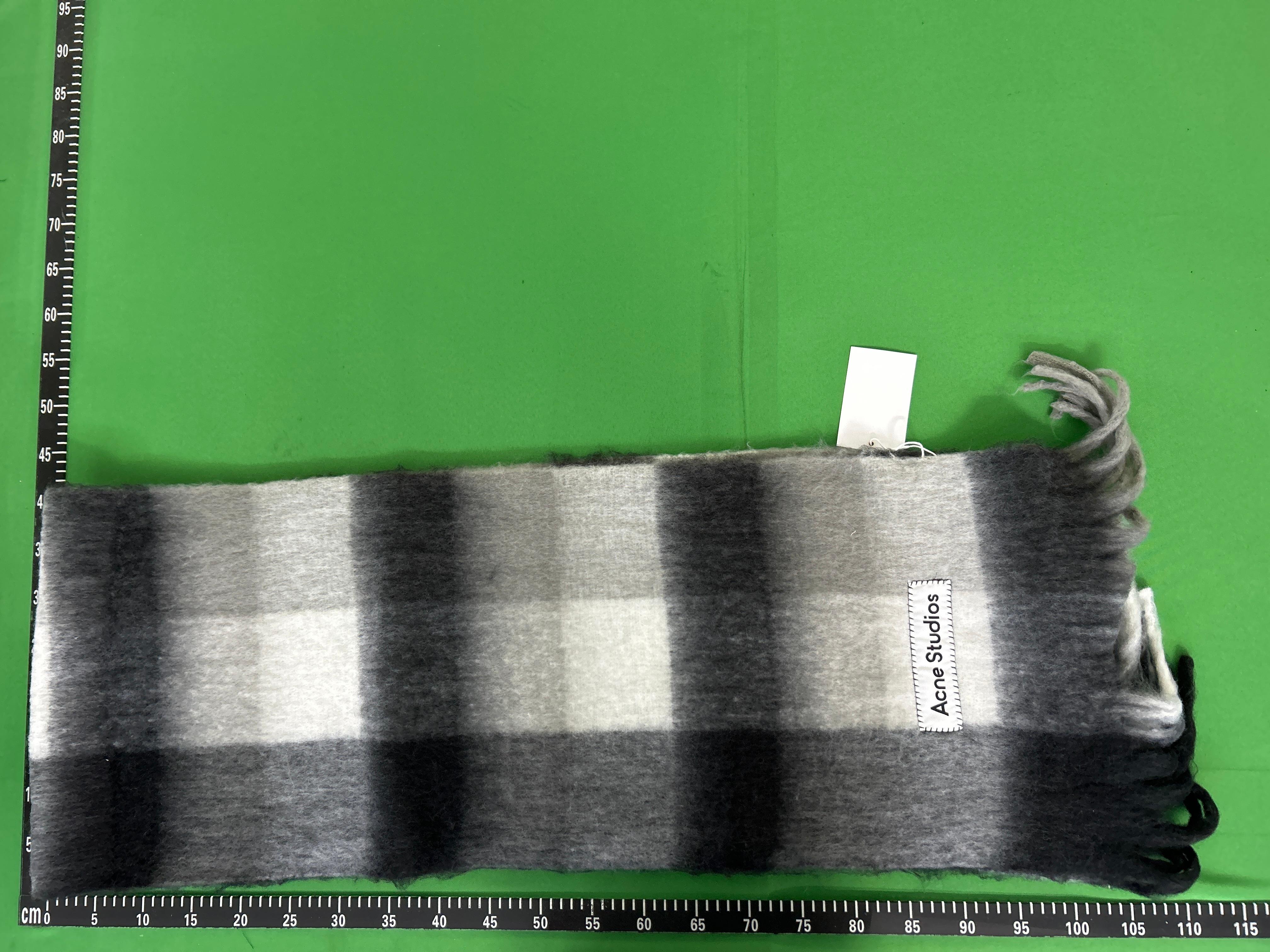 Foto QC 4 de Acne Studios Mohair Checked Scarf Chestnut brown/yellow/green