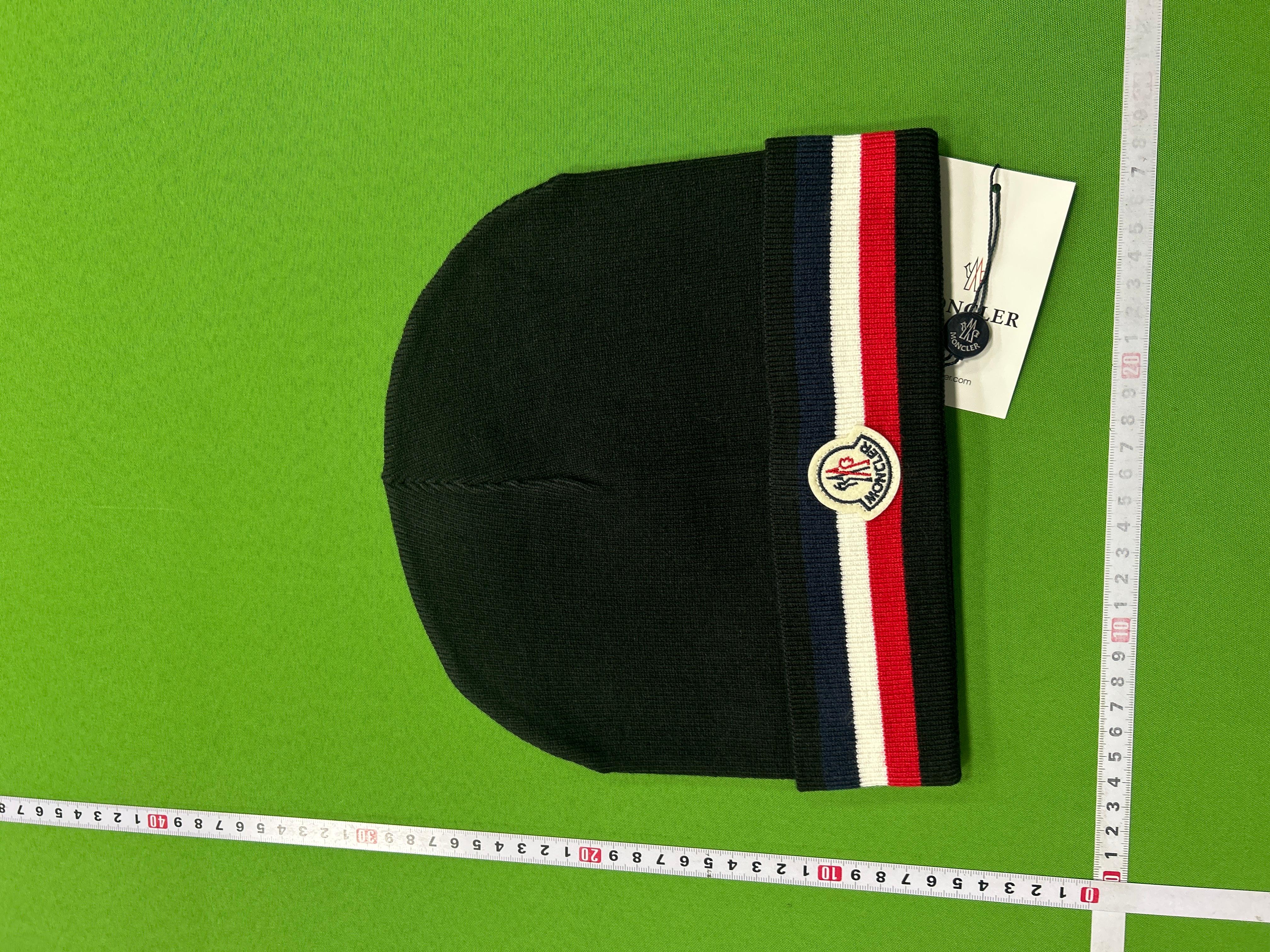 Foto QC 8 de Moncler Tricolor Stripe Beanie Beige