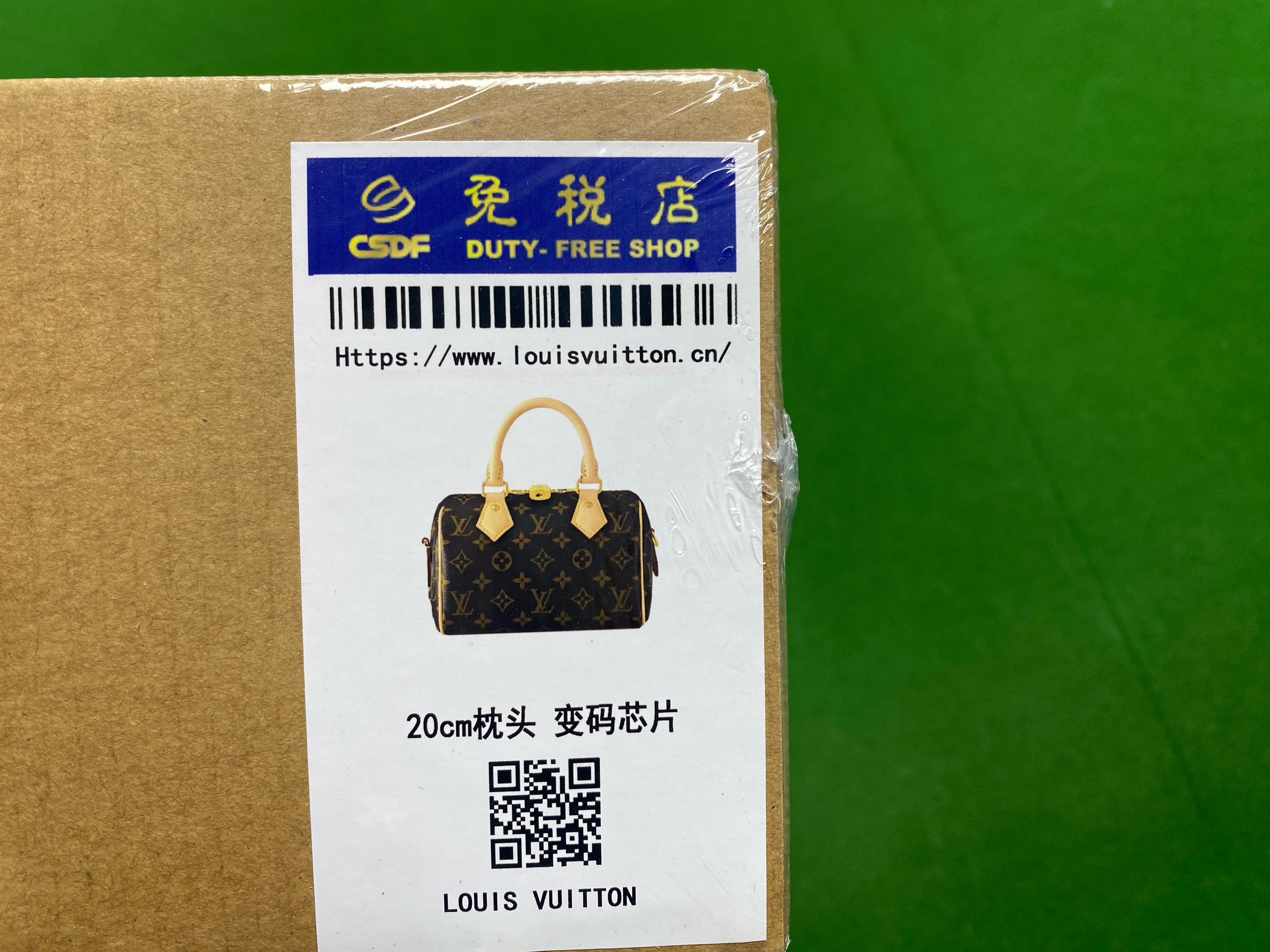 Foto QC 1 de Louis Vuitton Round Crossbody Bag Blue Monogram Denim