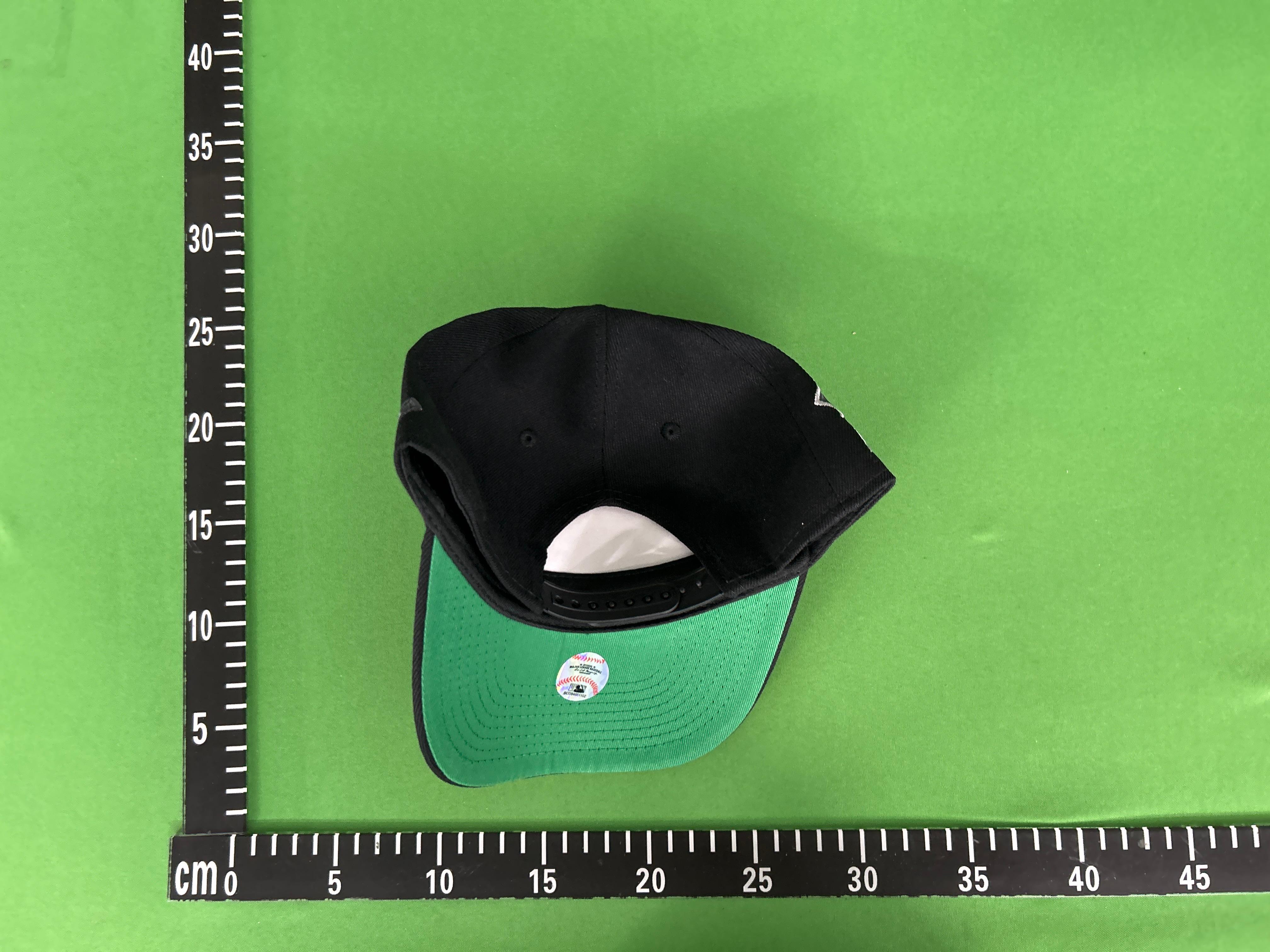 Foto QC 1 de New Era Arizona Diamondbacks 10th Anniversary 9FIFTY A-Frame Cap Off White Black