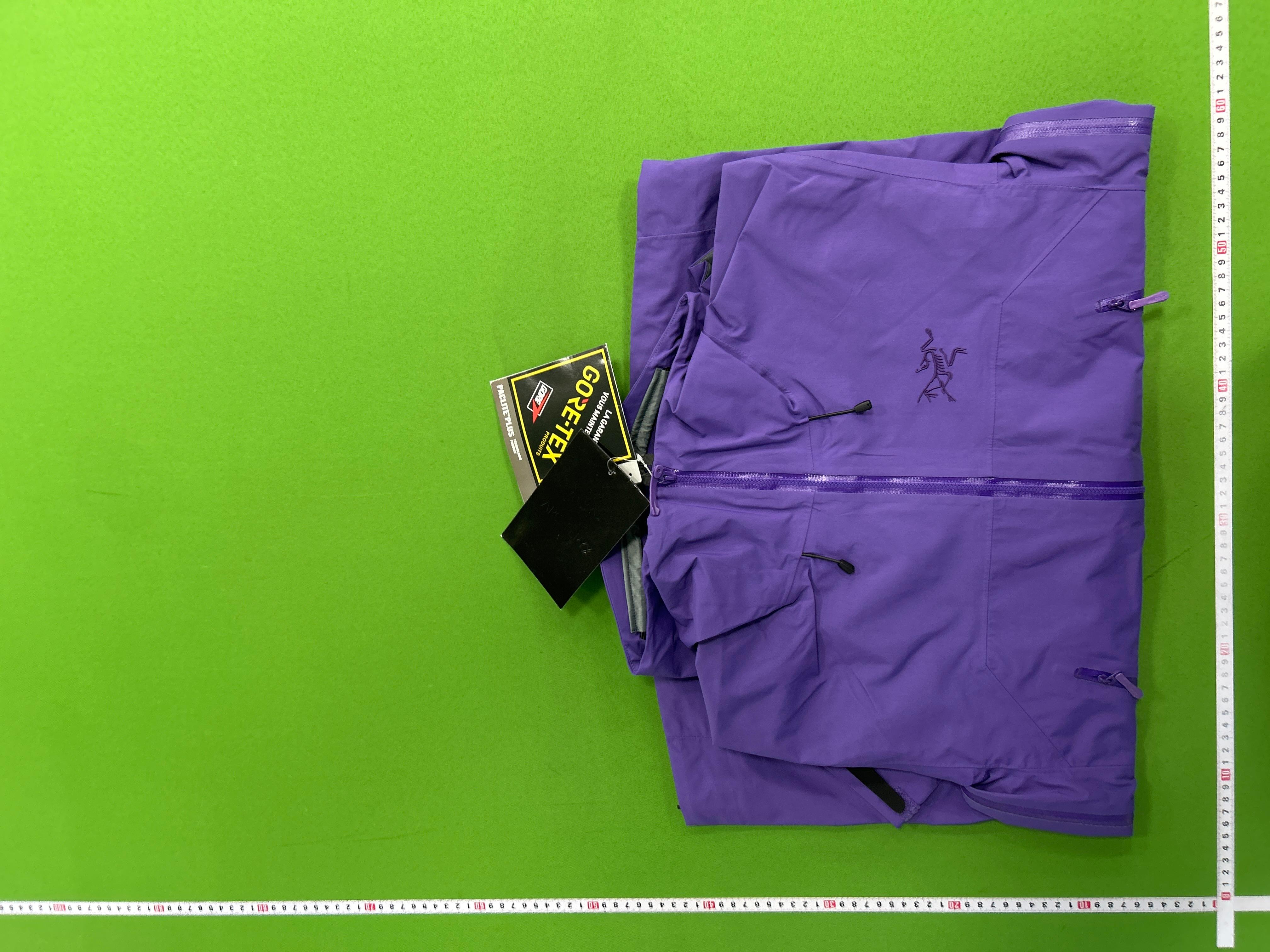 Foto QC 1 de Arc'teryx Beta Lightweight Jacket Gore-Tex Velocity Purple