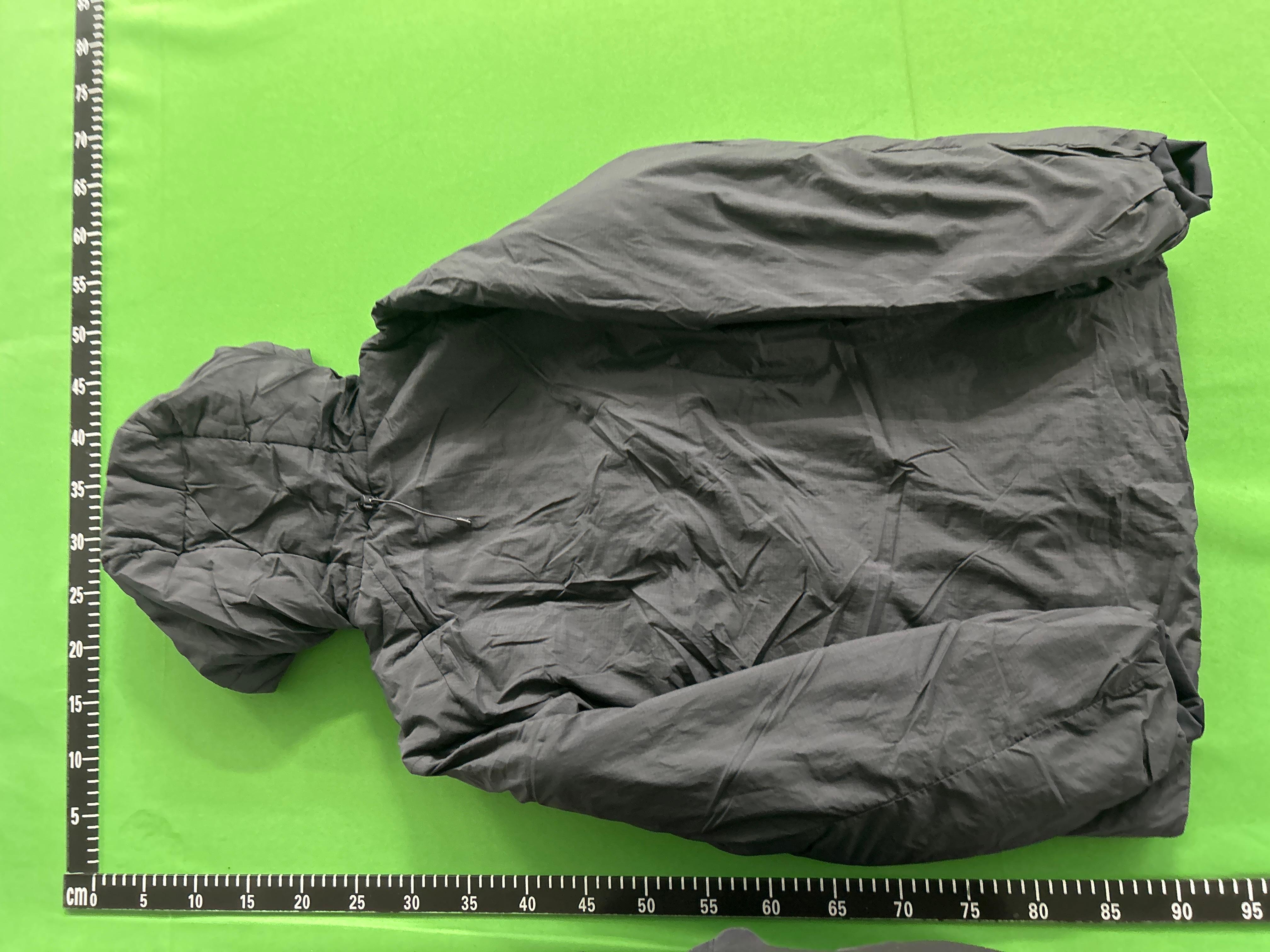 Foto QC 4 de Arc'teryx Atom Hooded Insulated Jacket Black
