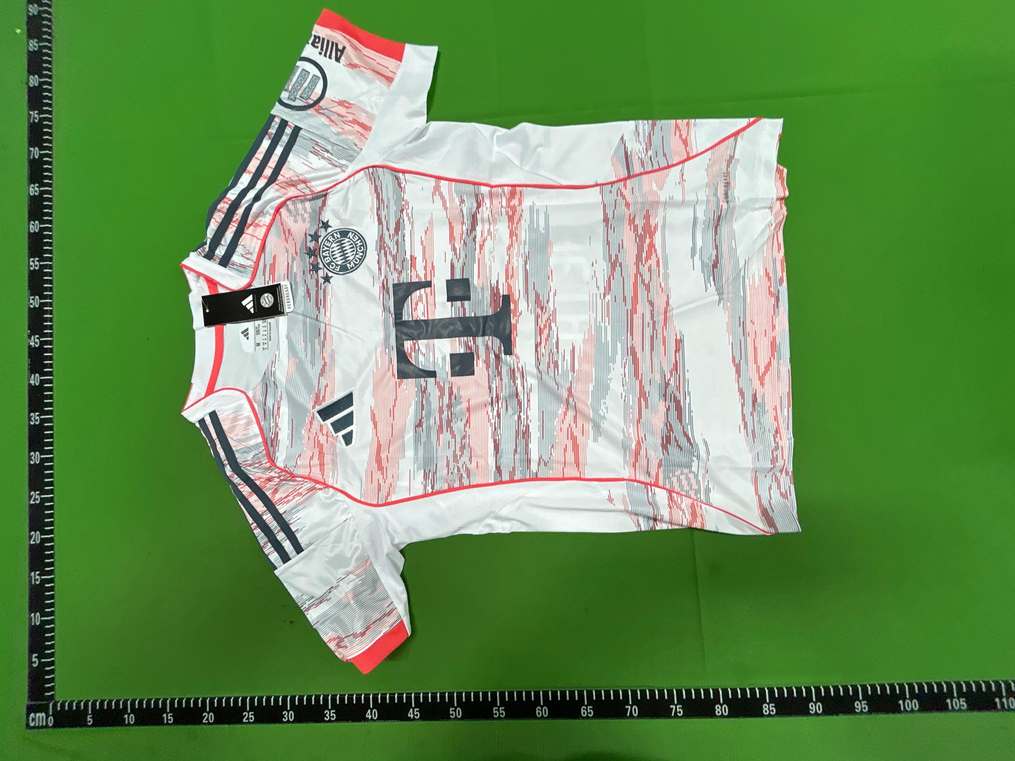 Foto QC 3 de Travis Scott x Nike x FC Barcelona 2023/24 Cactus Jack Fan Version Jersey Black